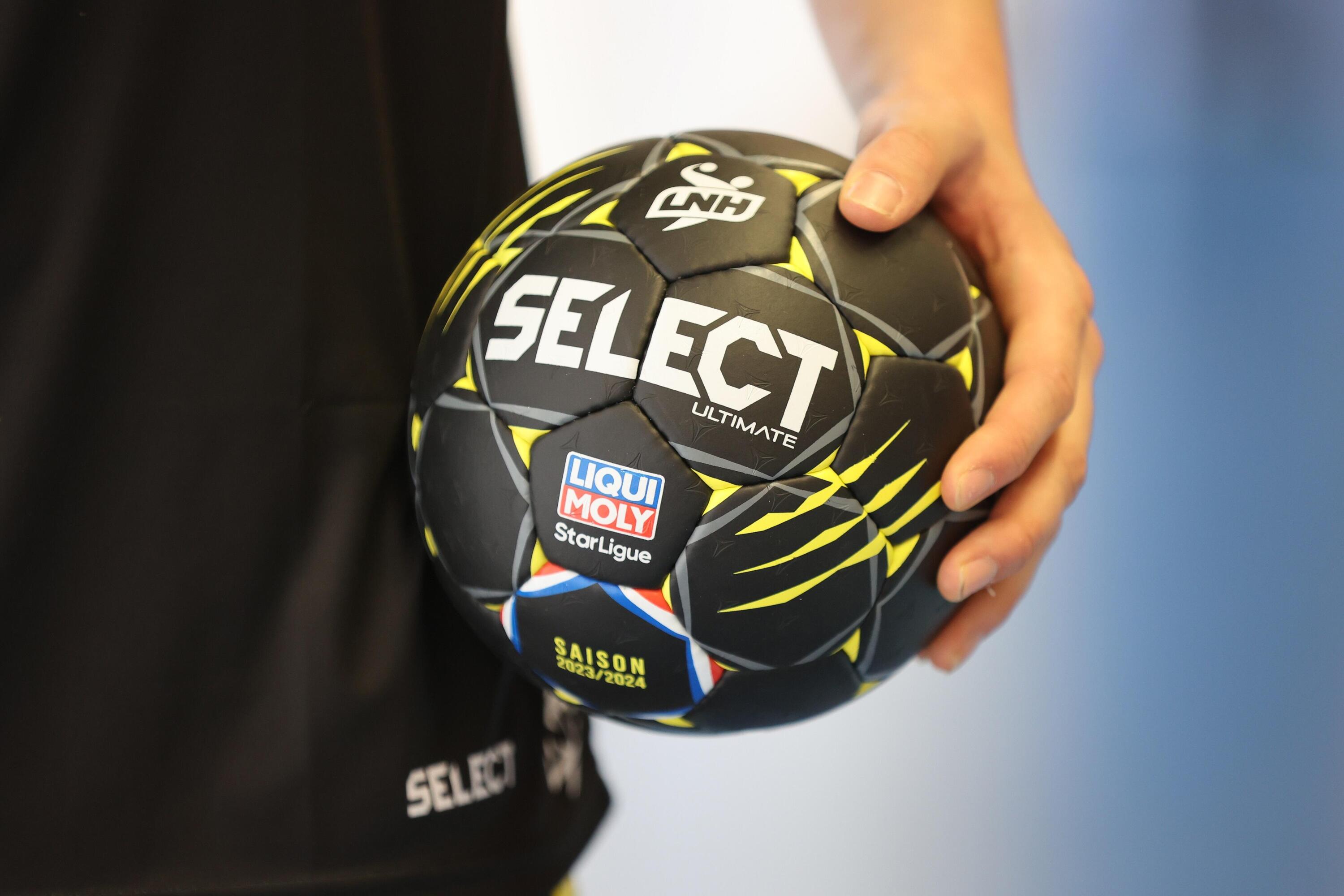 Sportsbal Select Ultimate Replica LNH 2023 4/5