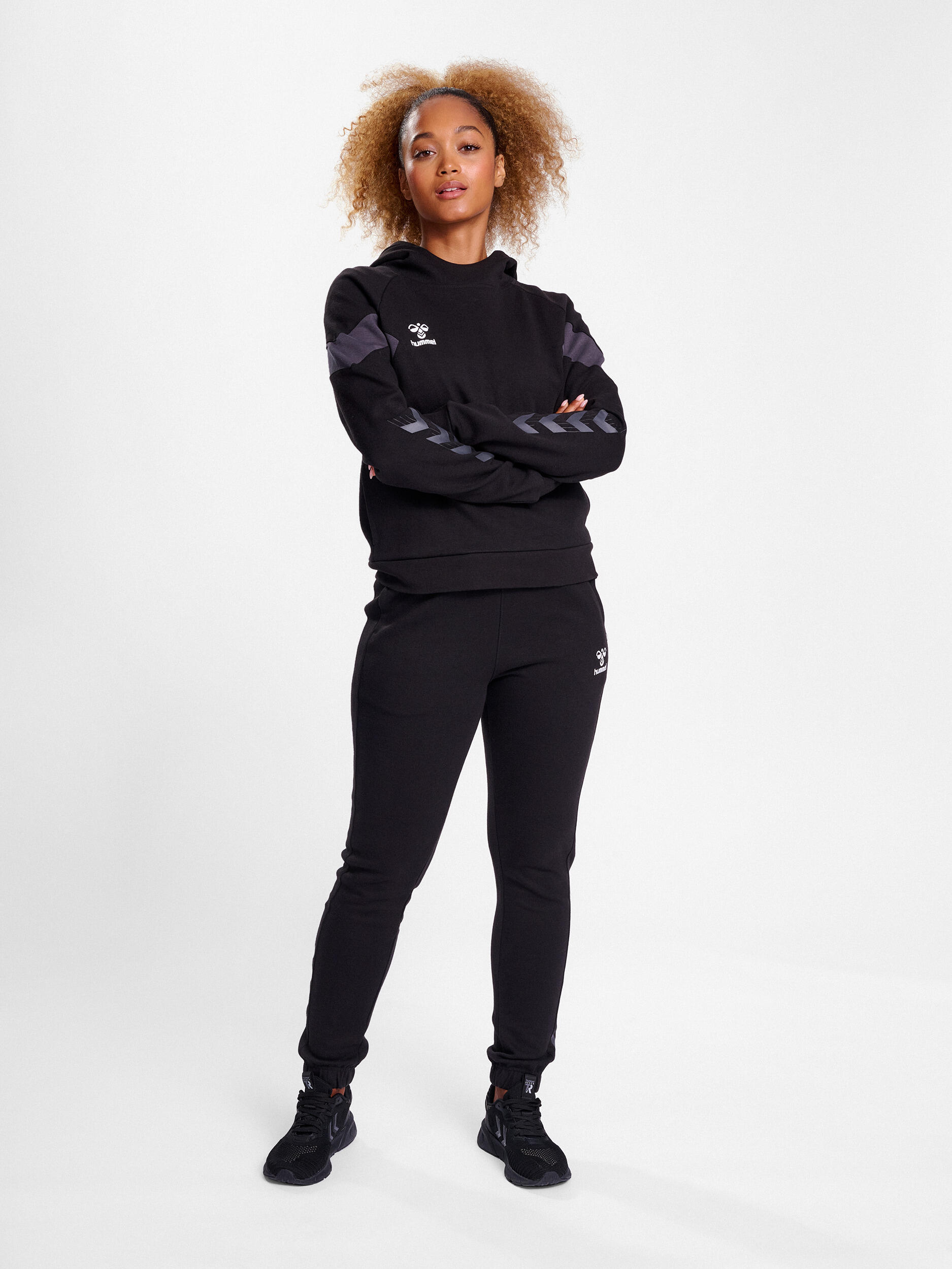 Sweatshirt à capuche Damen Hummel Travel 2/7