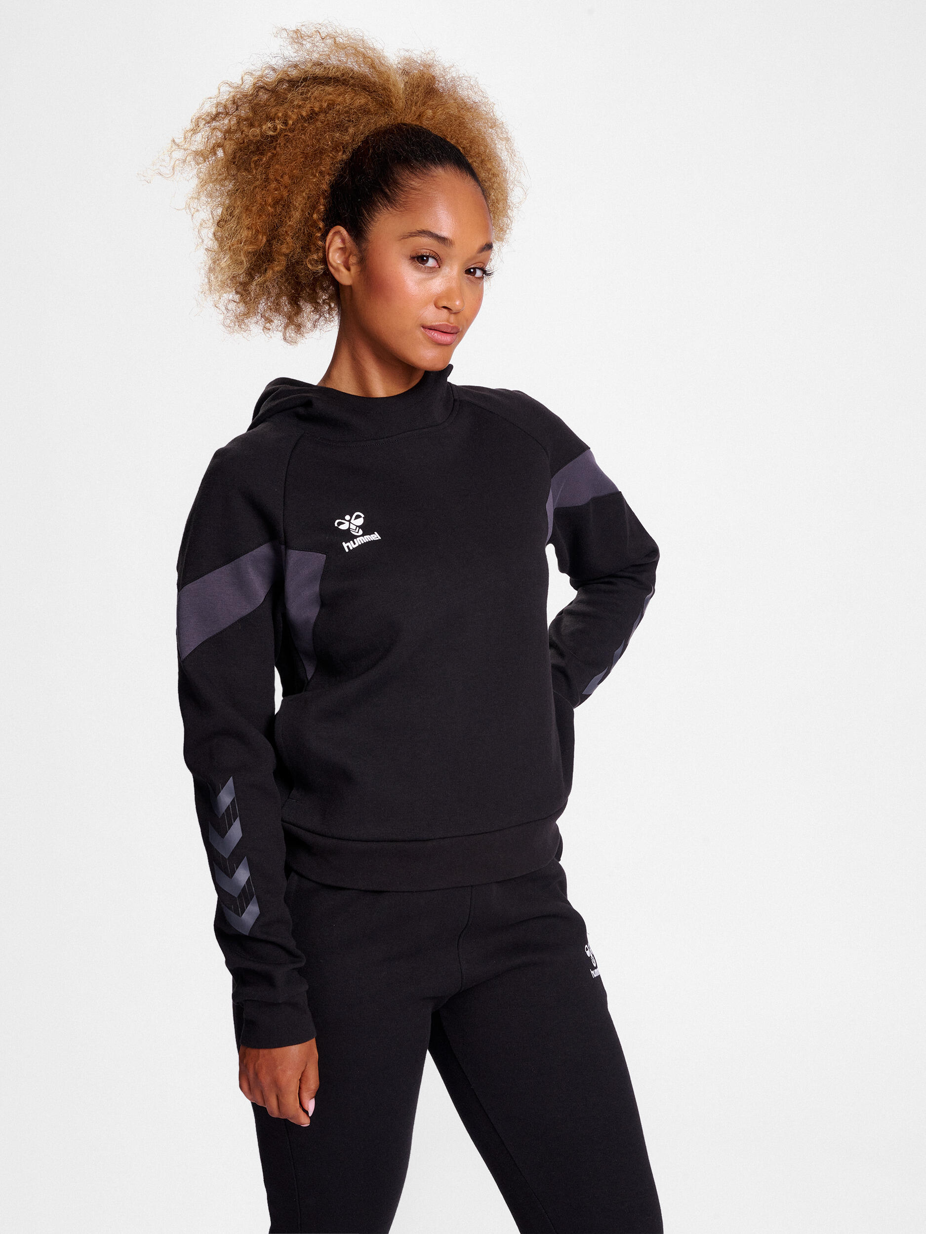 HUMMEL Kapuzenpullover Raglanärmel Hmltravel Damen HUMMEL
