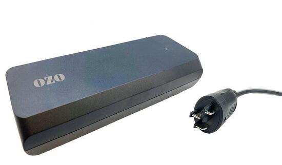 Chargeur 36V 4A pour batterie Bosch