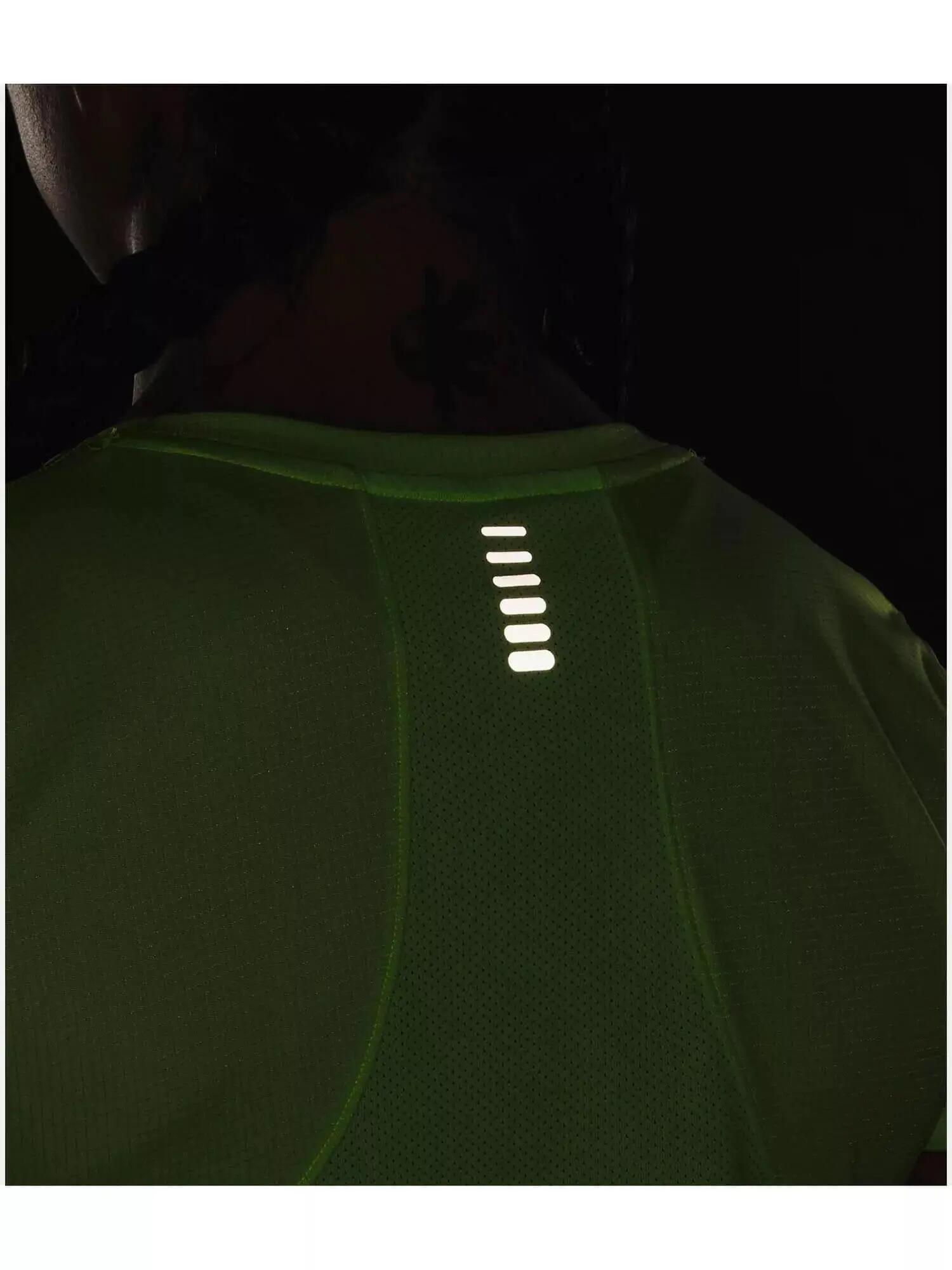 UA Speed Stride 2.0 Tee női rövid ujjú sport póló - zöld 5/7