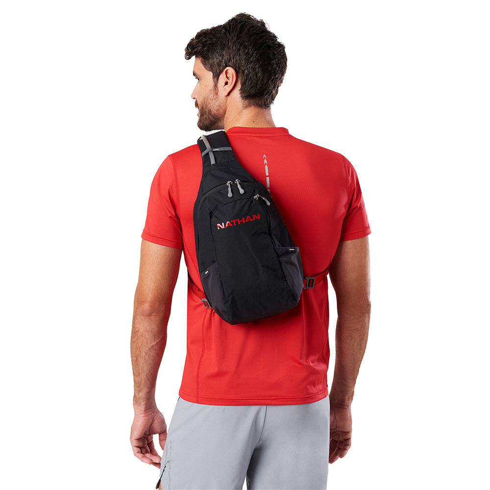 Mochila Nathan Run Sling 8 L 5/5