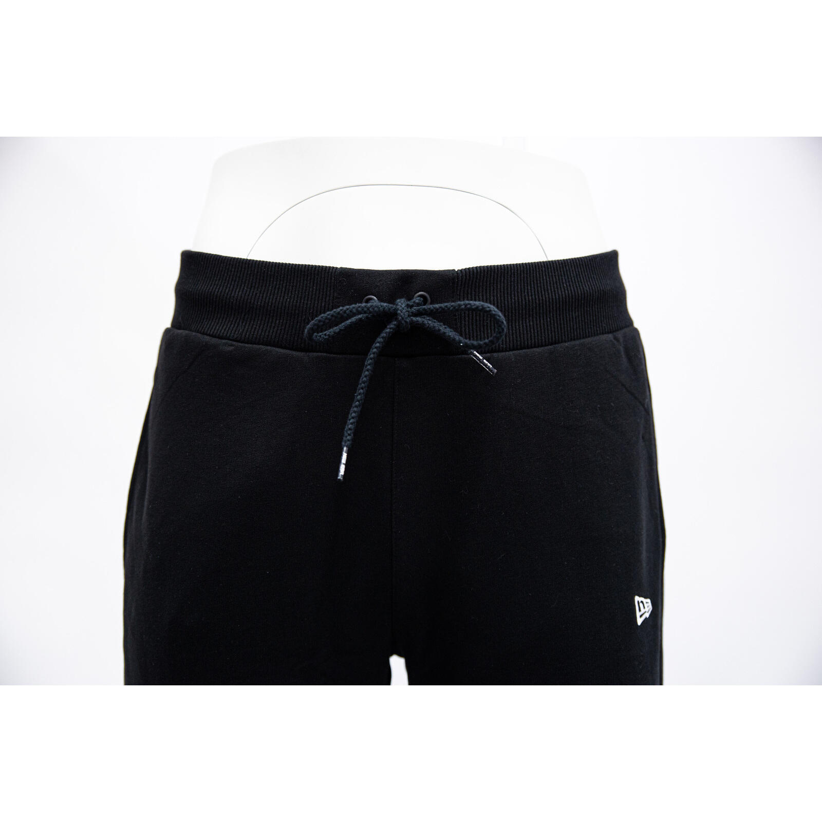 Un pantalon New Era Essential, Noir, Hommes 5/5