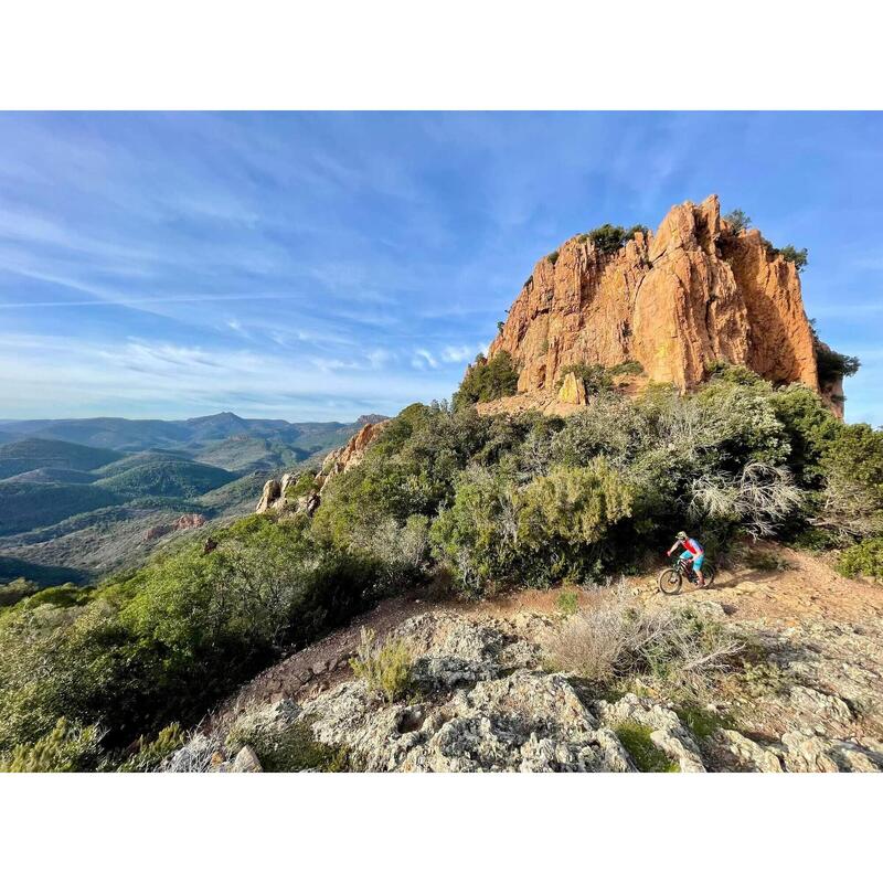 Ontdek elektrisch mountainbiken aan de Côte d'Azur