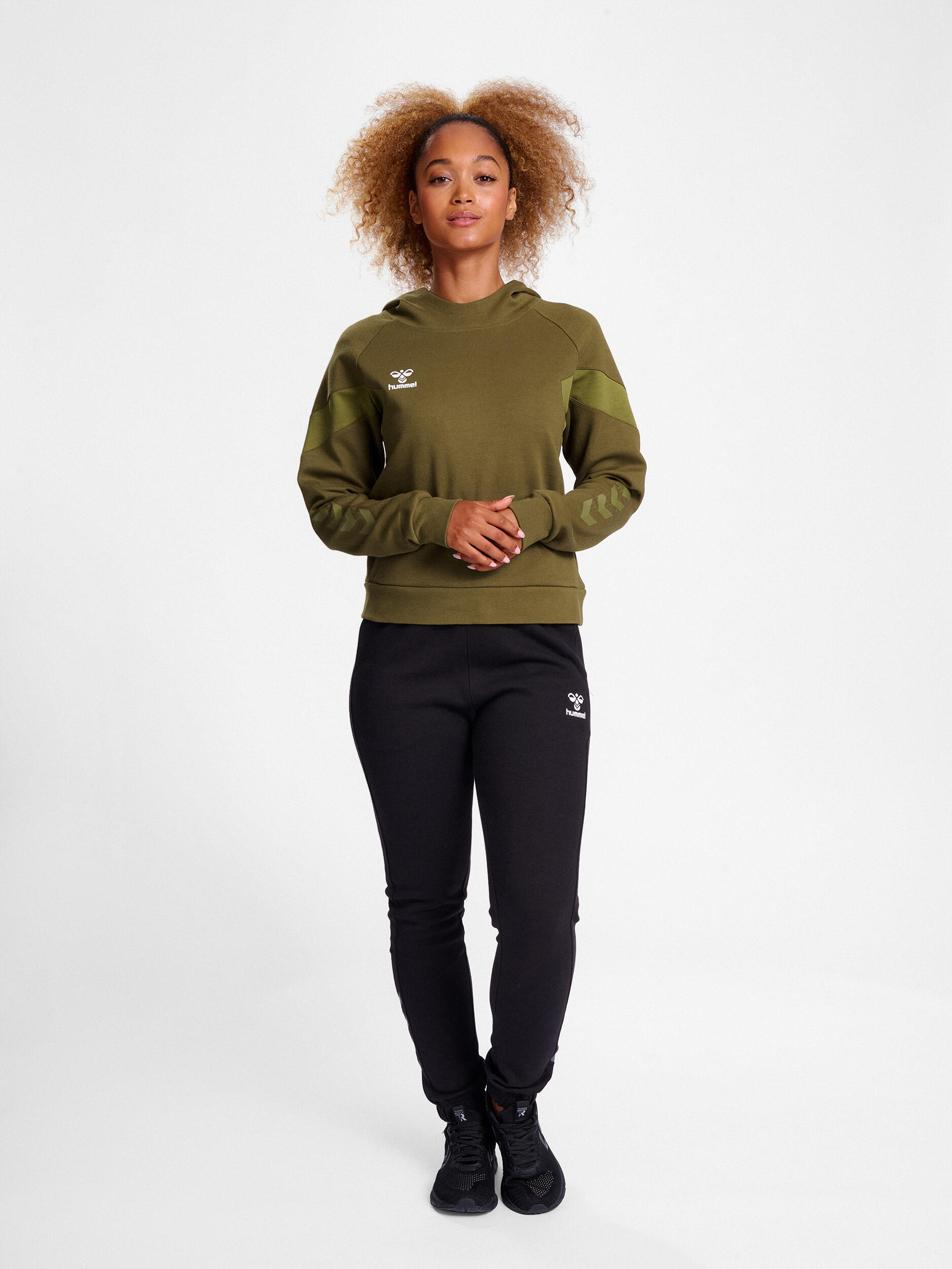 Sweatshirt à capuche Damen Hummel Travel 2/7