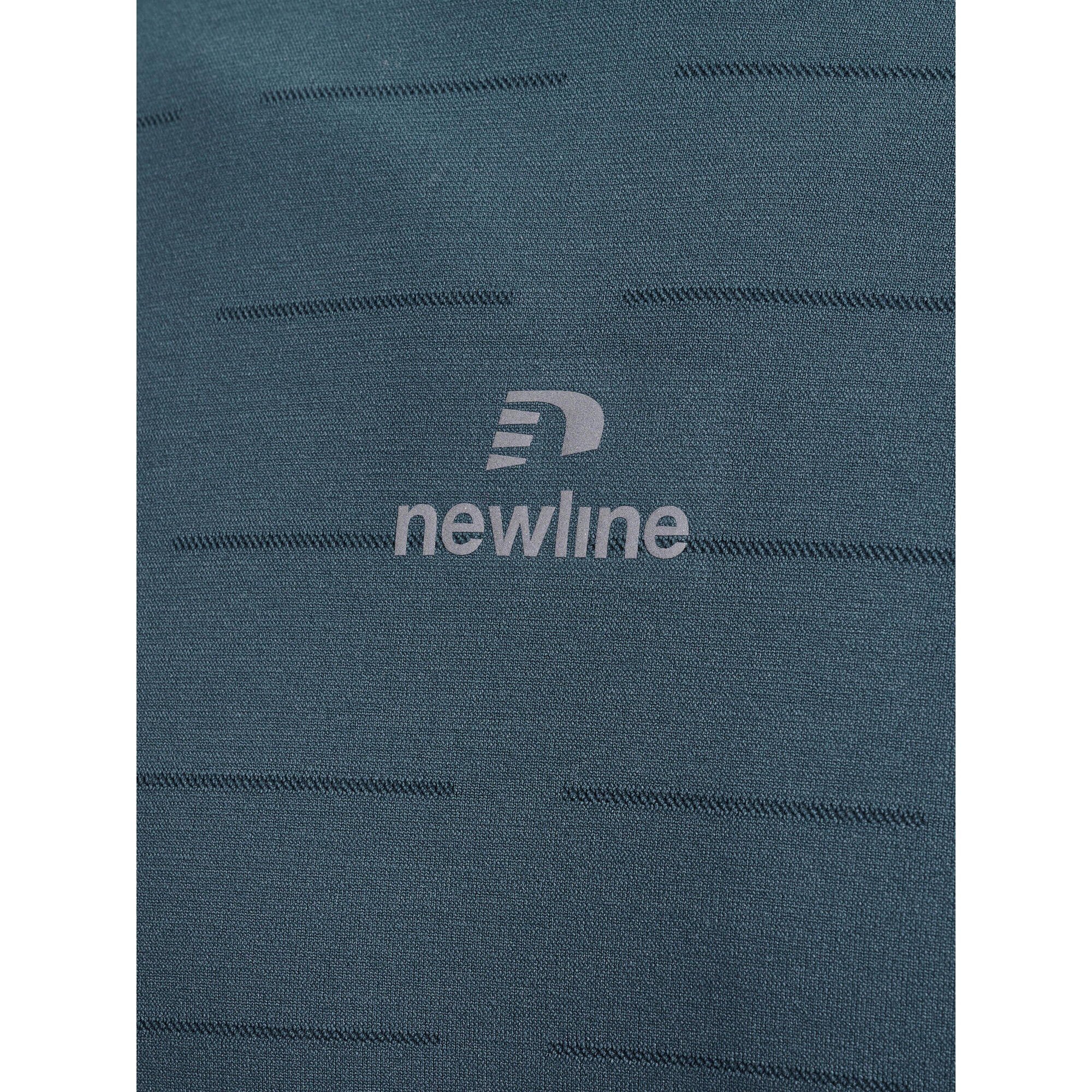 Seamless sweatshirt Newline Pace