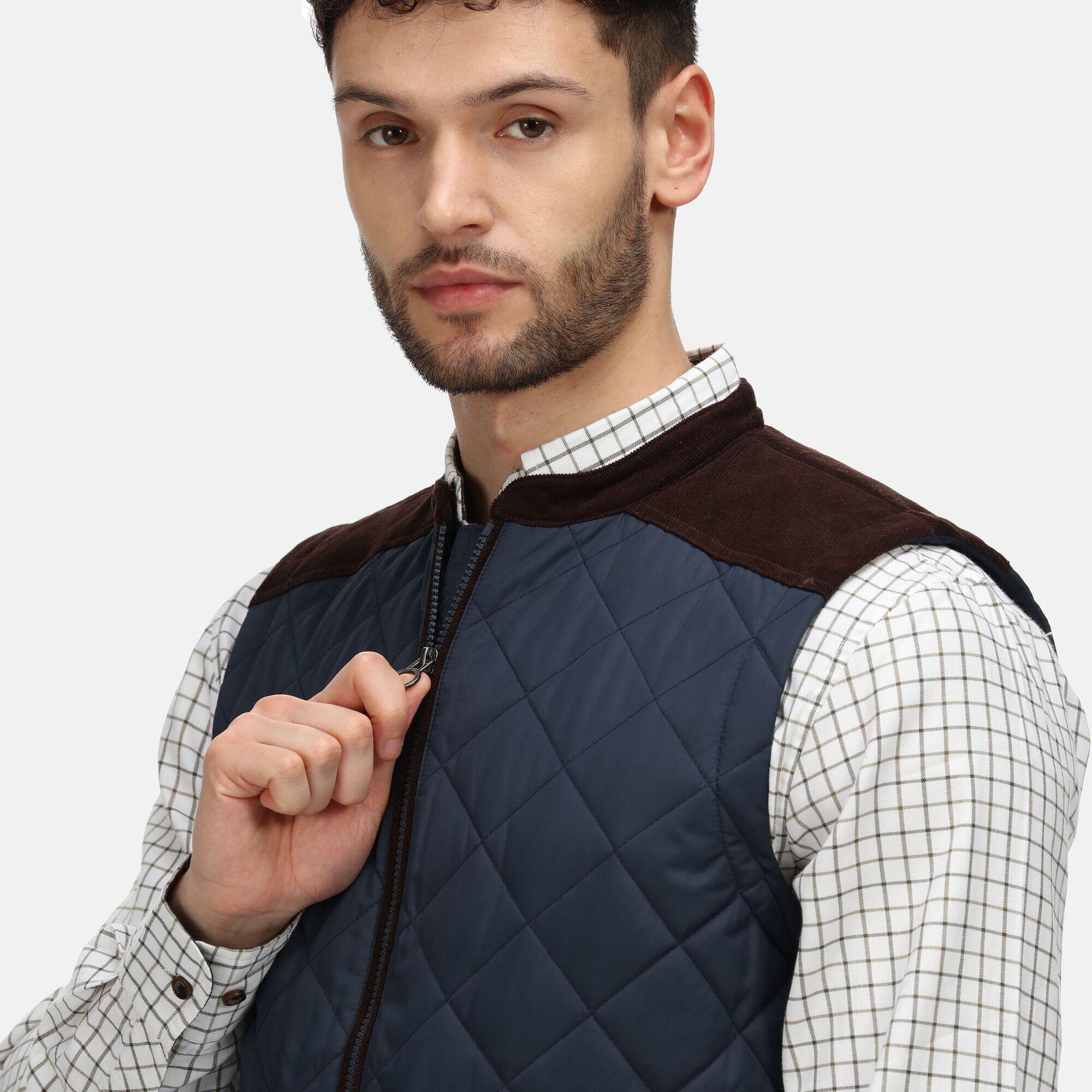 Mens Moreton Quilted Body Warmer (Navy) 3/5