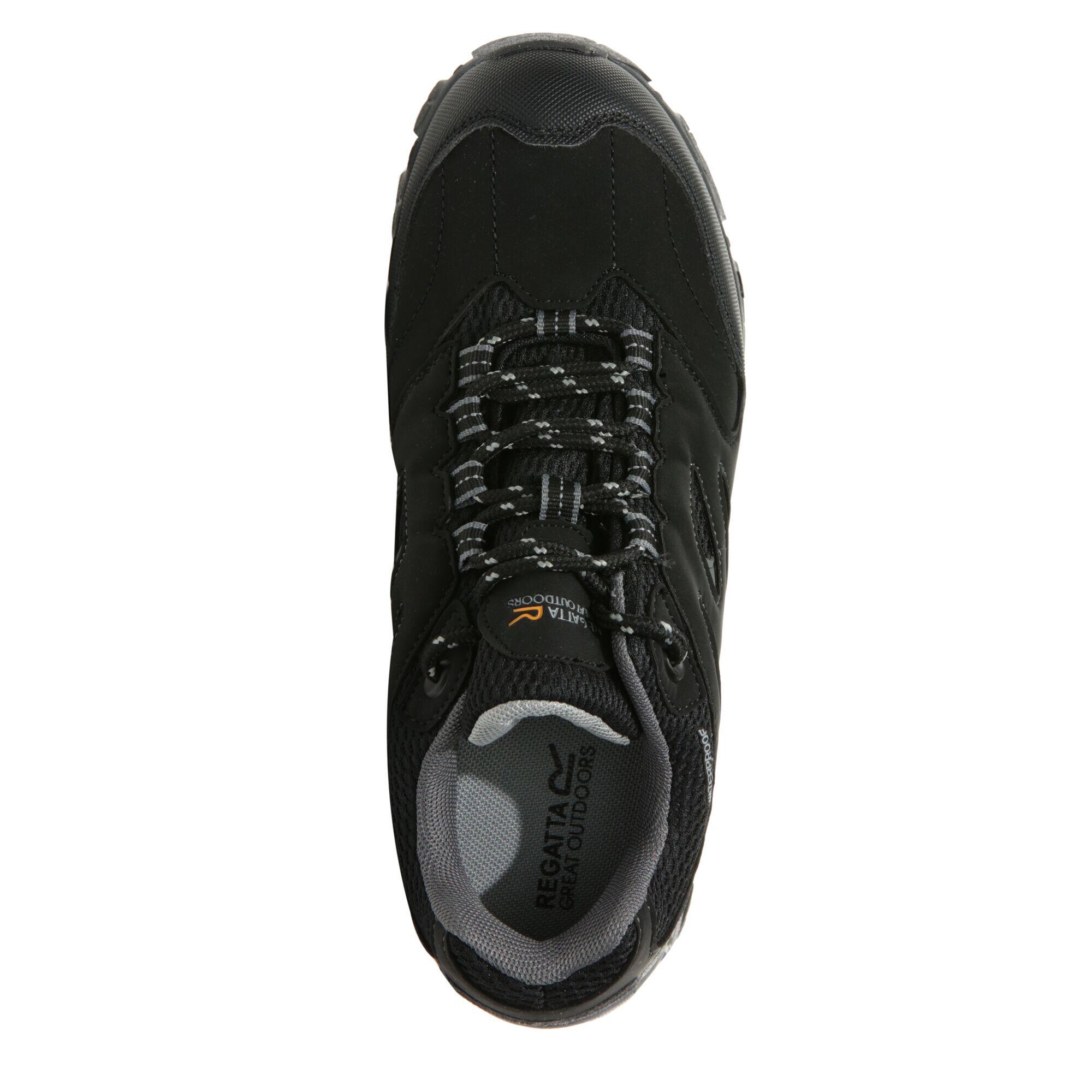 Childrens/Kids Holcombe Low Junior Hiking Boots (Black/Granite) 4/5
