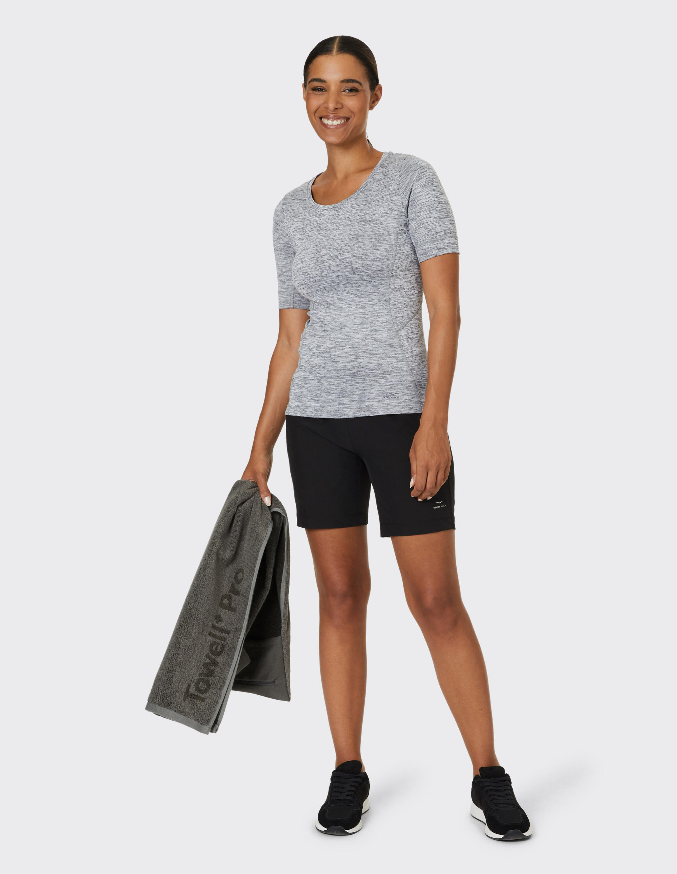 VENICE BEACH Sweatshorts VB Shelby 5/7