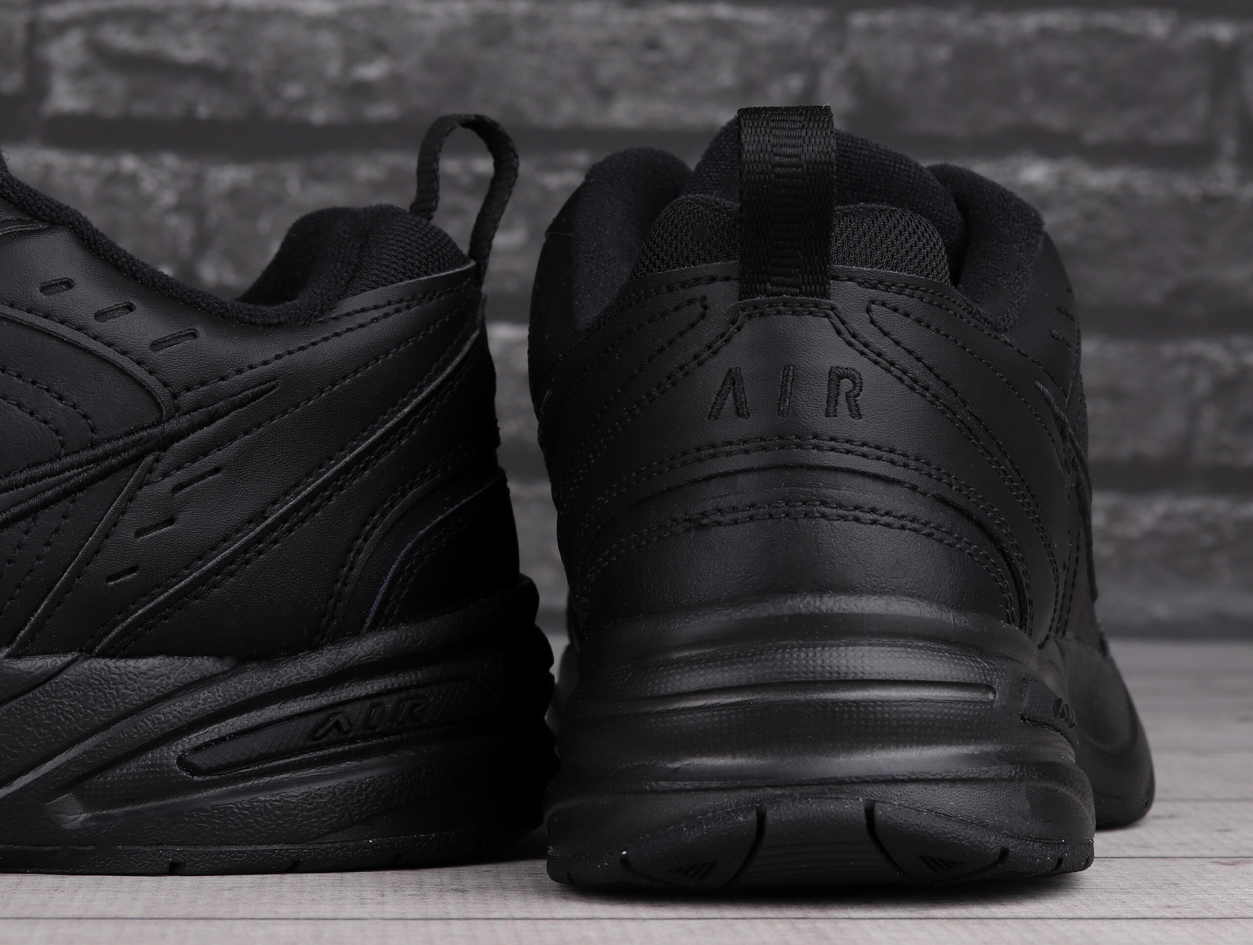 Buty męskie sportowe trenningowe Nike AIR MONARCH IV 6/7