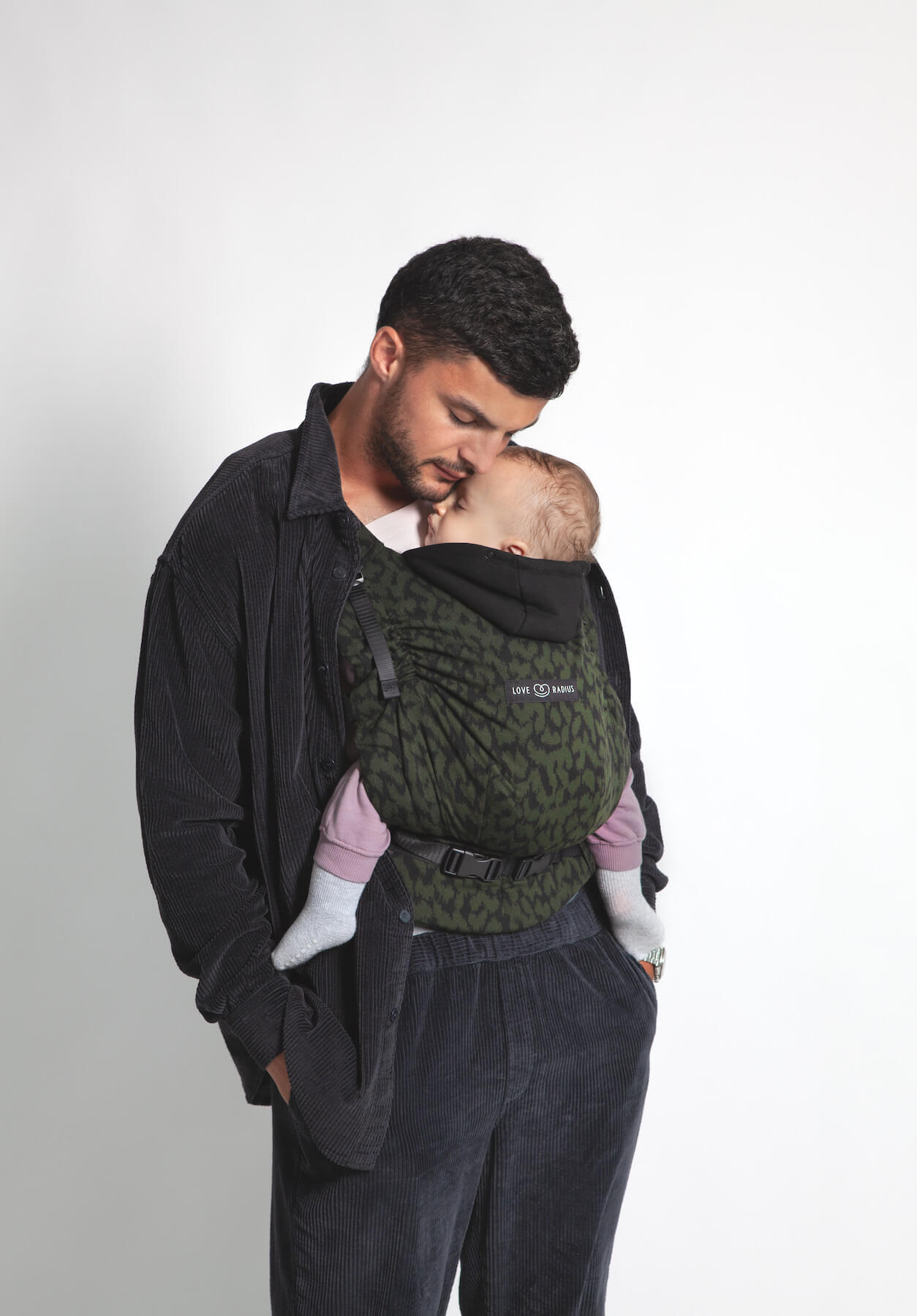Porte-bébé HoodieCarrier 2 - Wild Camo 2/5