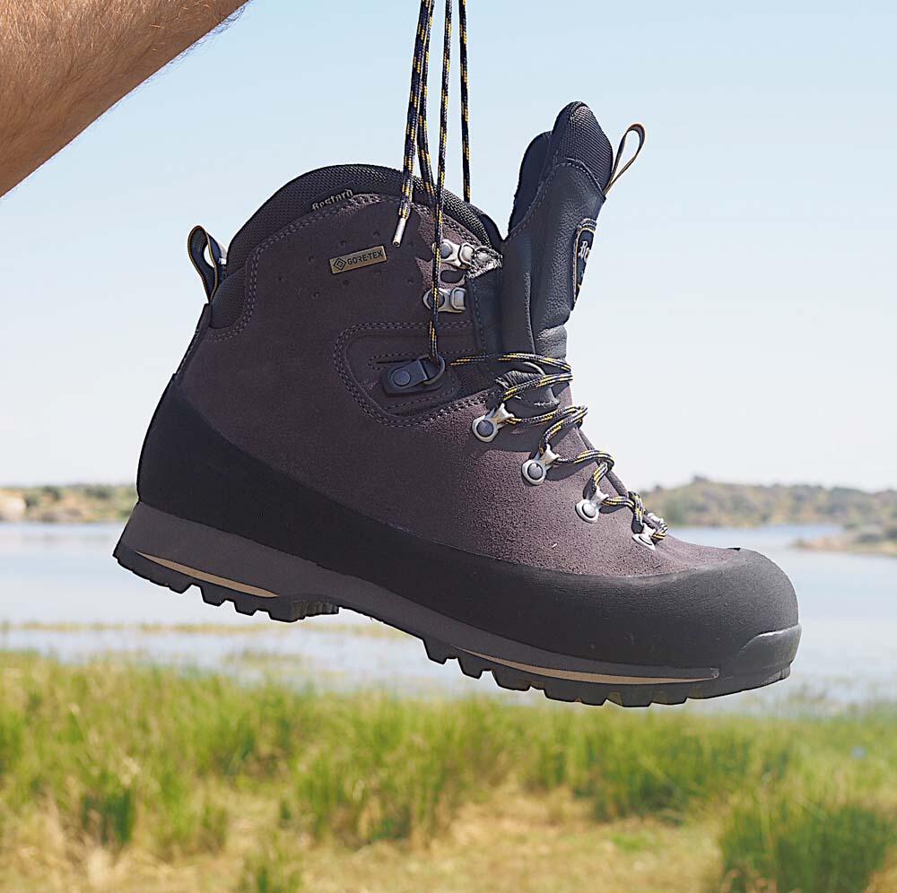 Botas de Caza y Trekking Impermeables para Hombre Bestard Kathmandu Gore-Tex 4/5