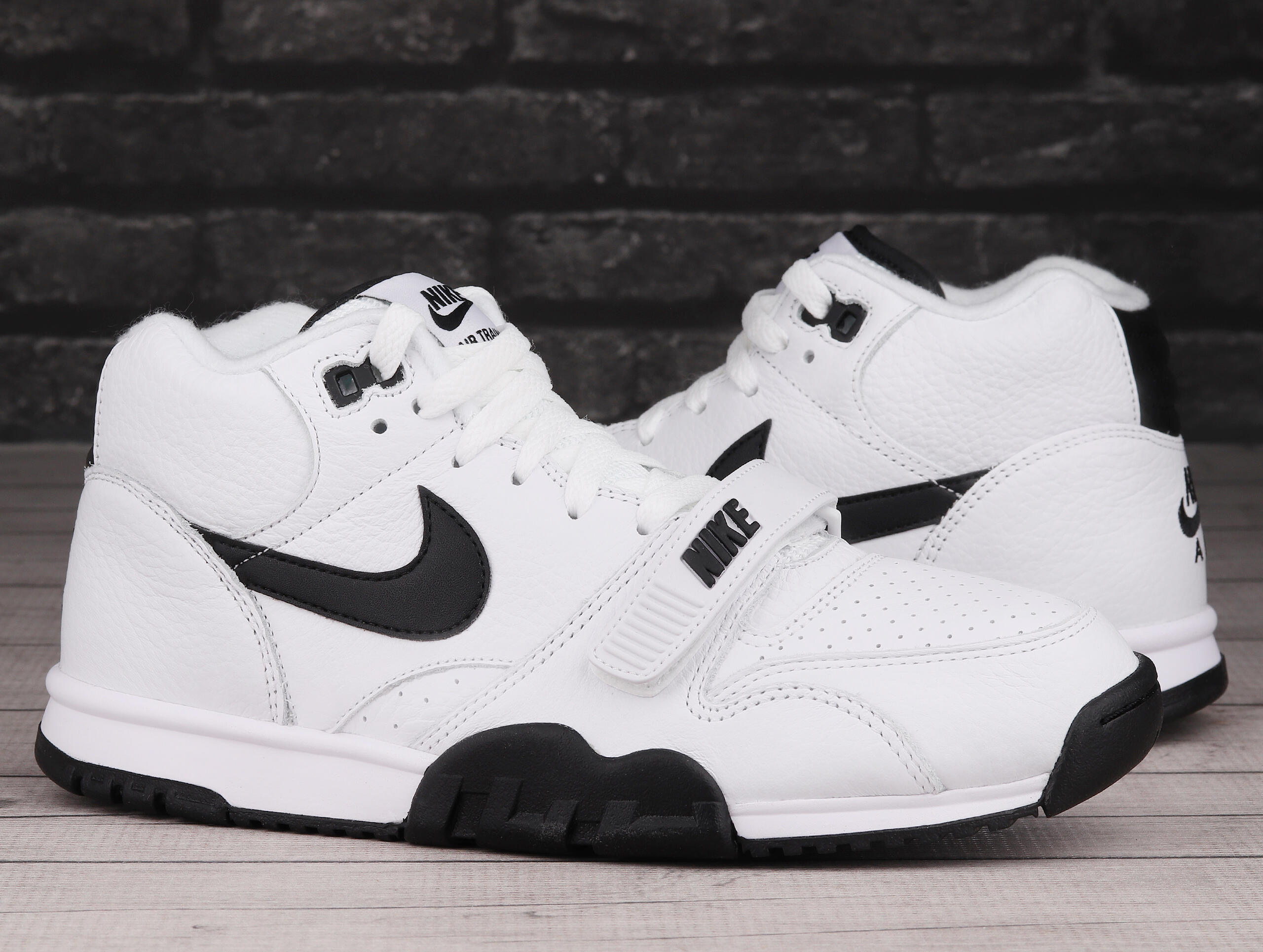 Buty męskie sportowe do koszykówki Nike AIR TRAINER 1 2/7