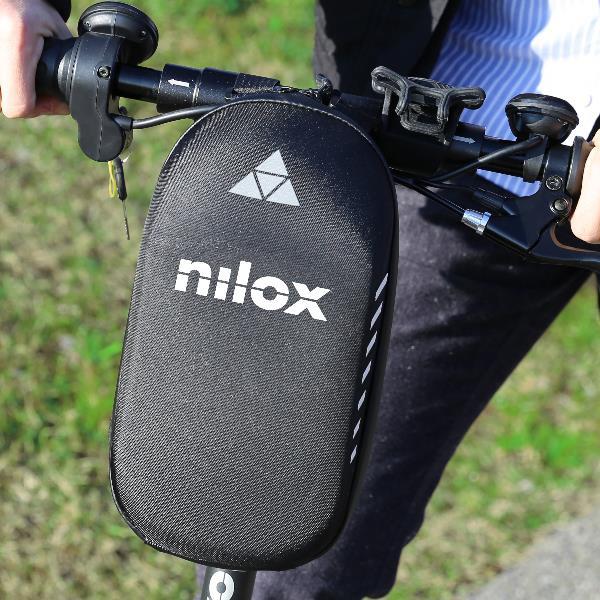 Sac réfléchissant Nilox pour trottinette 4/4