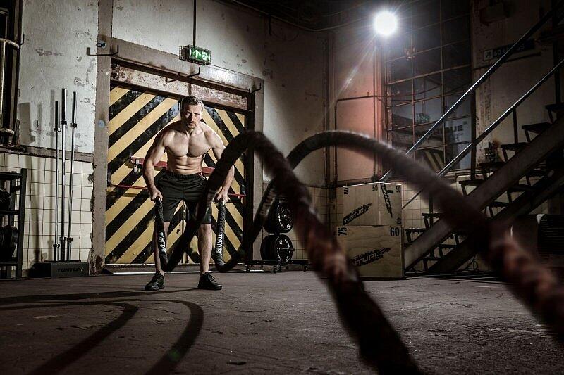 Posilovací lano Battle Rope TUNTURI Pro v obalu 10 m 6/7