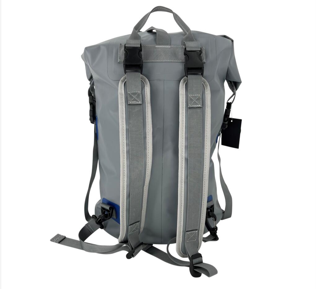 WATERPROOF BACKPACK  30L 2/3