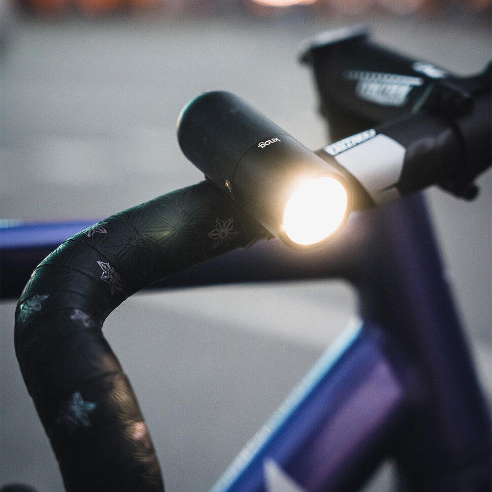 Lampka rowerowa przednia Knog Plugger Ninja