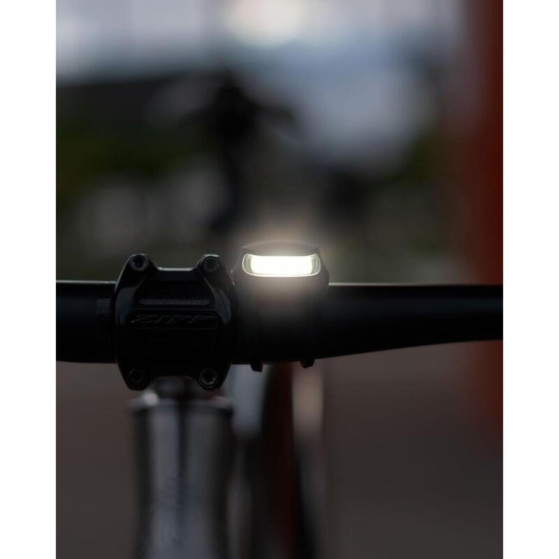 Feu Arrière Vélo KNOG FROG Stroboscopique - LED Rouge, 2,5 Lumens, Silicone Blanc, Modes Flash, NEUF