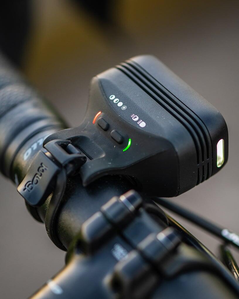 Přední světlo na kolo Knog Blinder Road 400 5/5