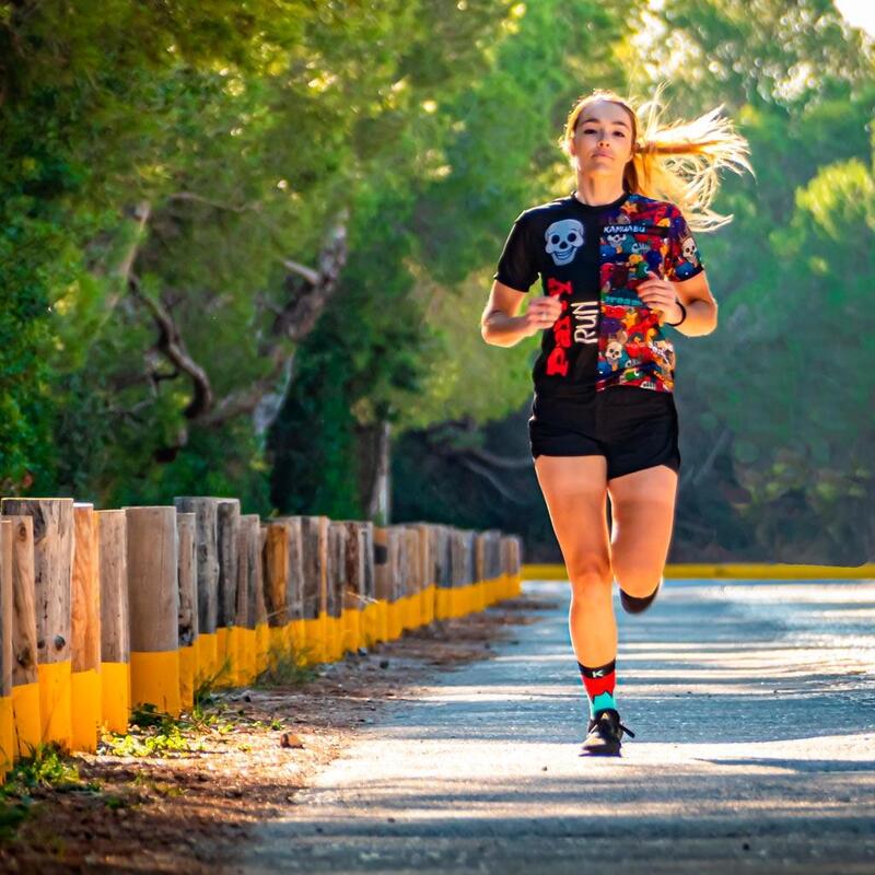 T-SHIRT DE CORRIDA #PARTYRUN - 90 GR - MANGA CURTA - MULHER