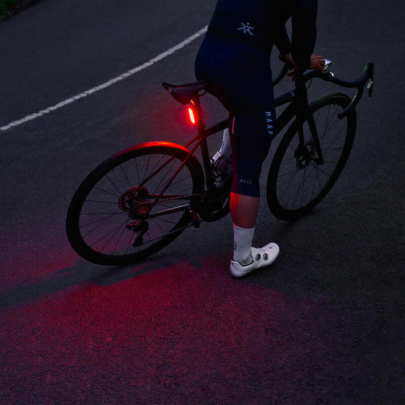 Éclairage avant Knog Blinder 1300 / Blinder R150