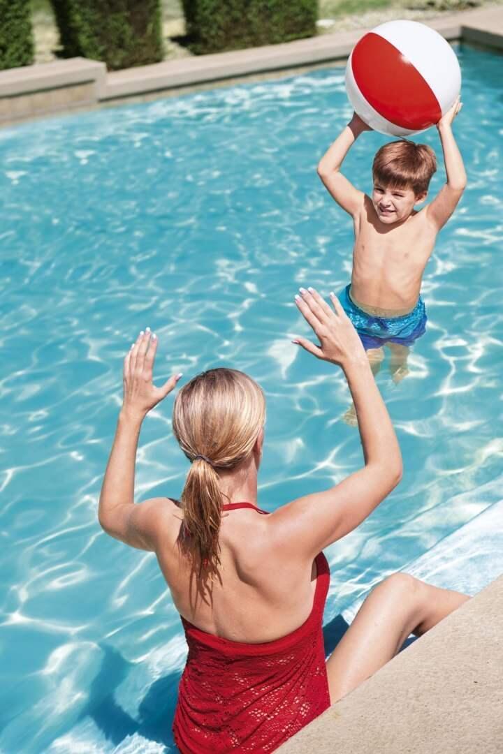Bestway Pelota Hinchable Decorada D15 cm +2 Años Jardin, Piscina y Playa 31021 6/7