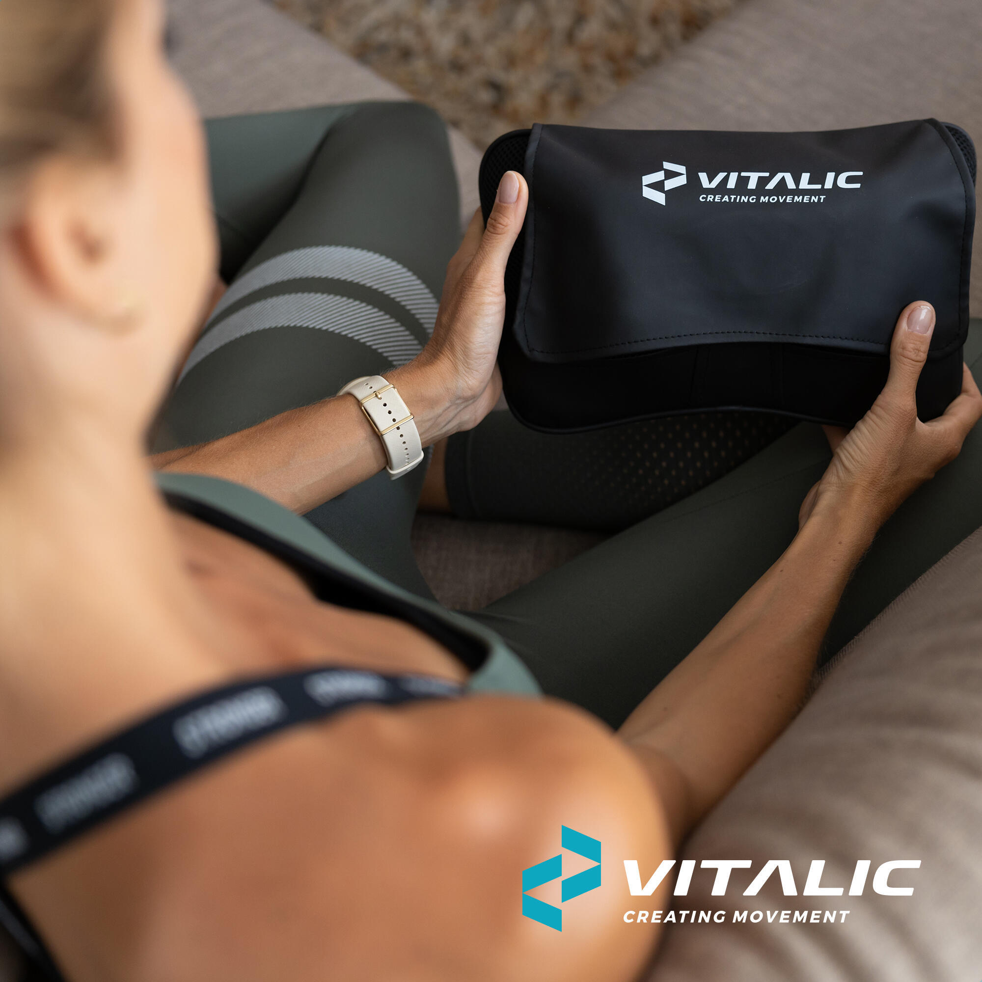 Almohada de masaje Shiatsu Vitalic para el cuello y la espalda dolorida 3/6