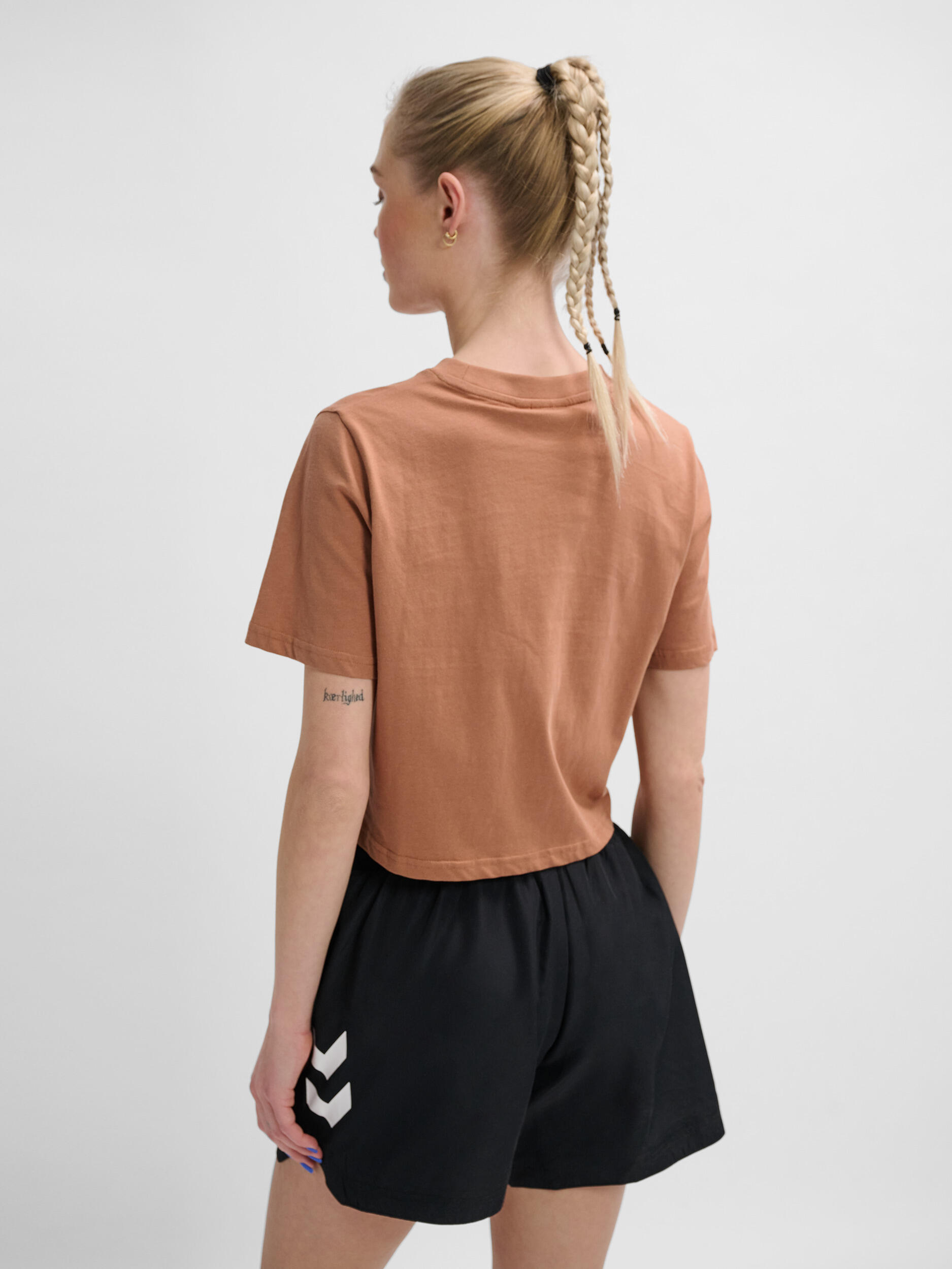 Camisola crop de mulher Hummel LGC Malu 2/7
