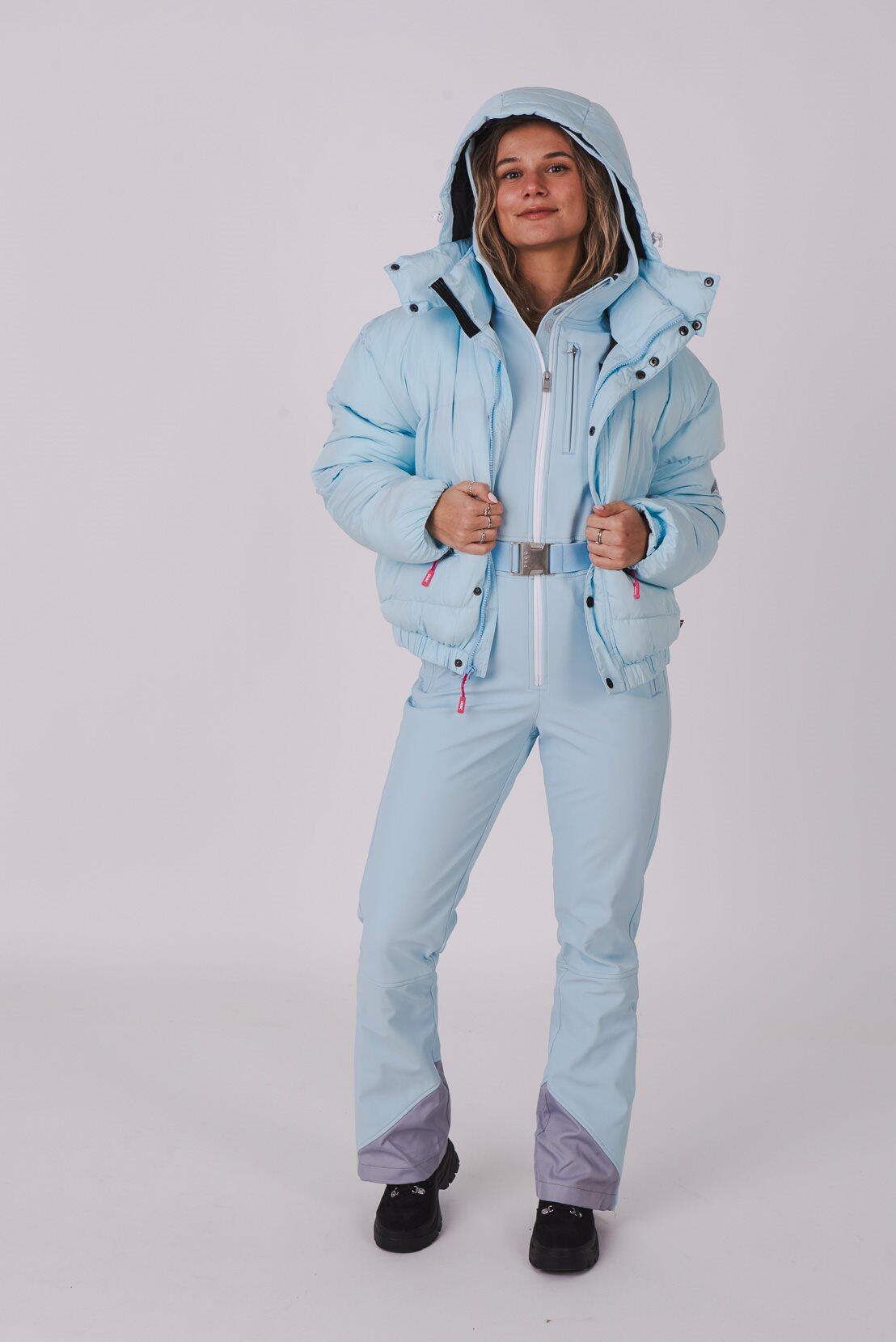 Ice Blue Chic Puffer Jacket 2/5
