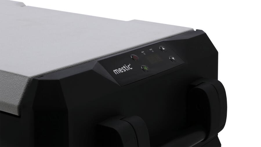 Cestovní kompresorová lednice Mestic Cool Box MCCHD-60 AC/DC 7/7