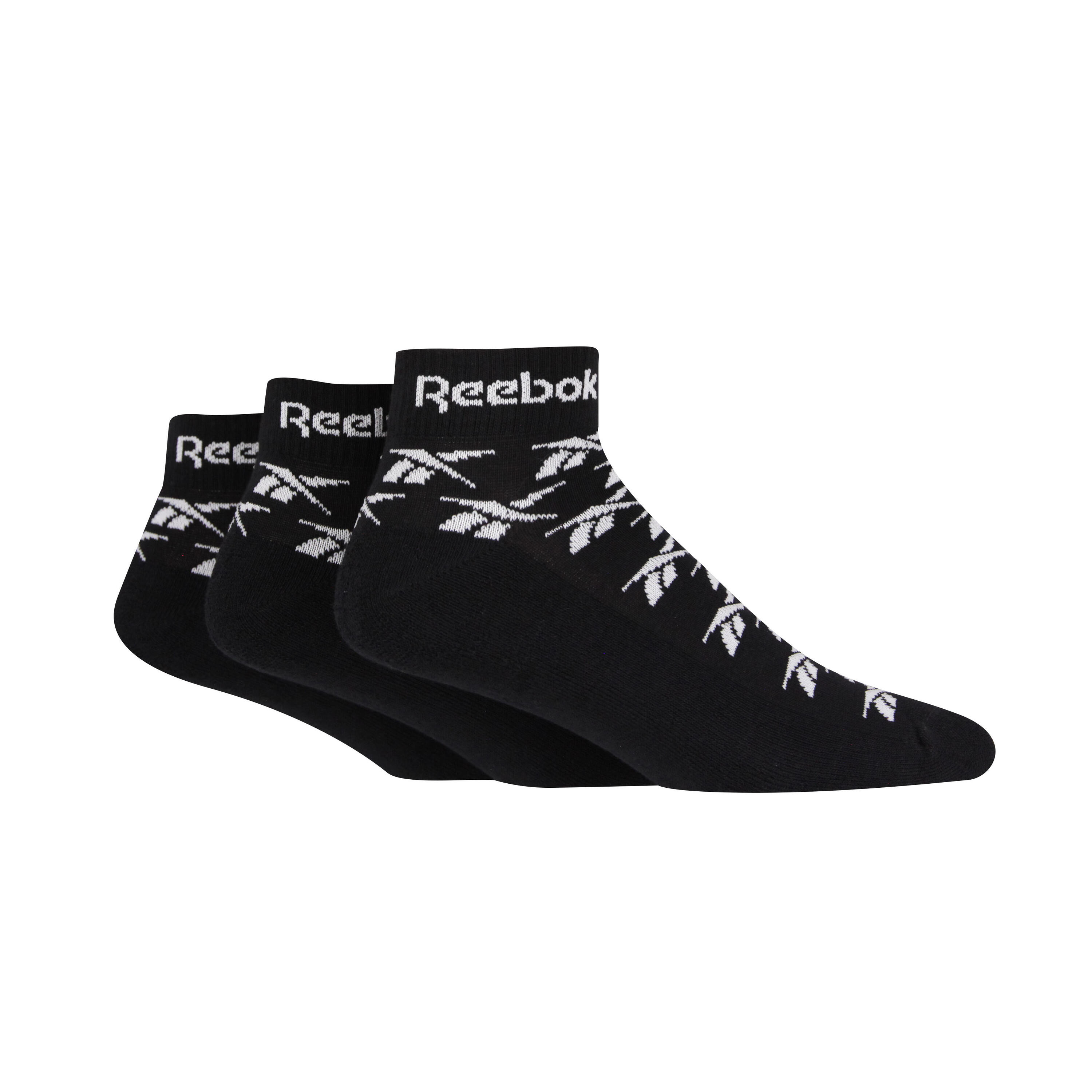 3 Pack Quarter Length Ankle Sport Socks With Cushioned Sole And Seamless Toes 2/3