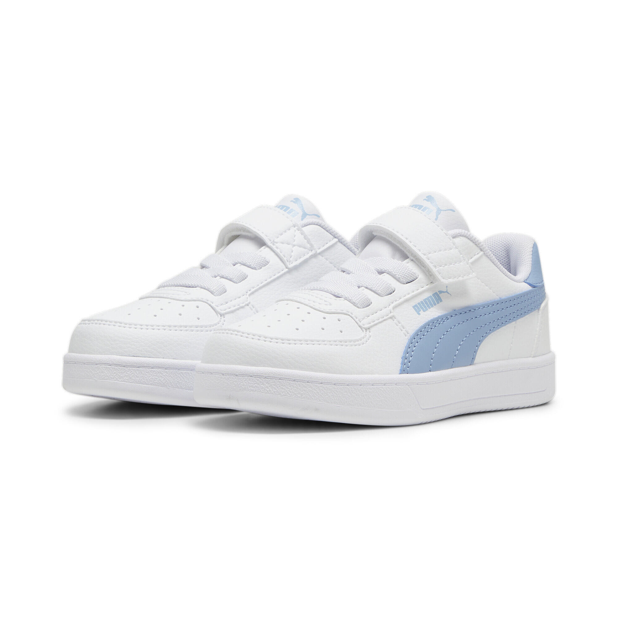 WEISS / pastellblau