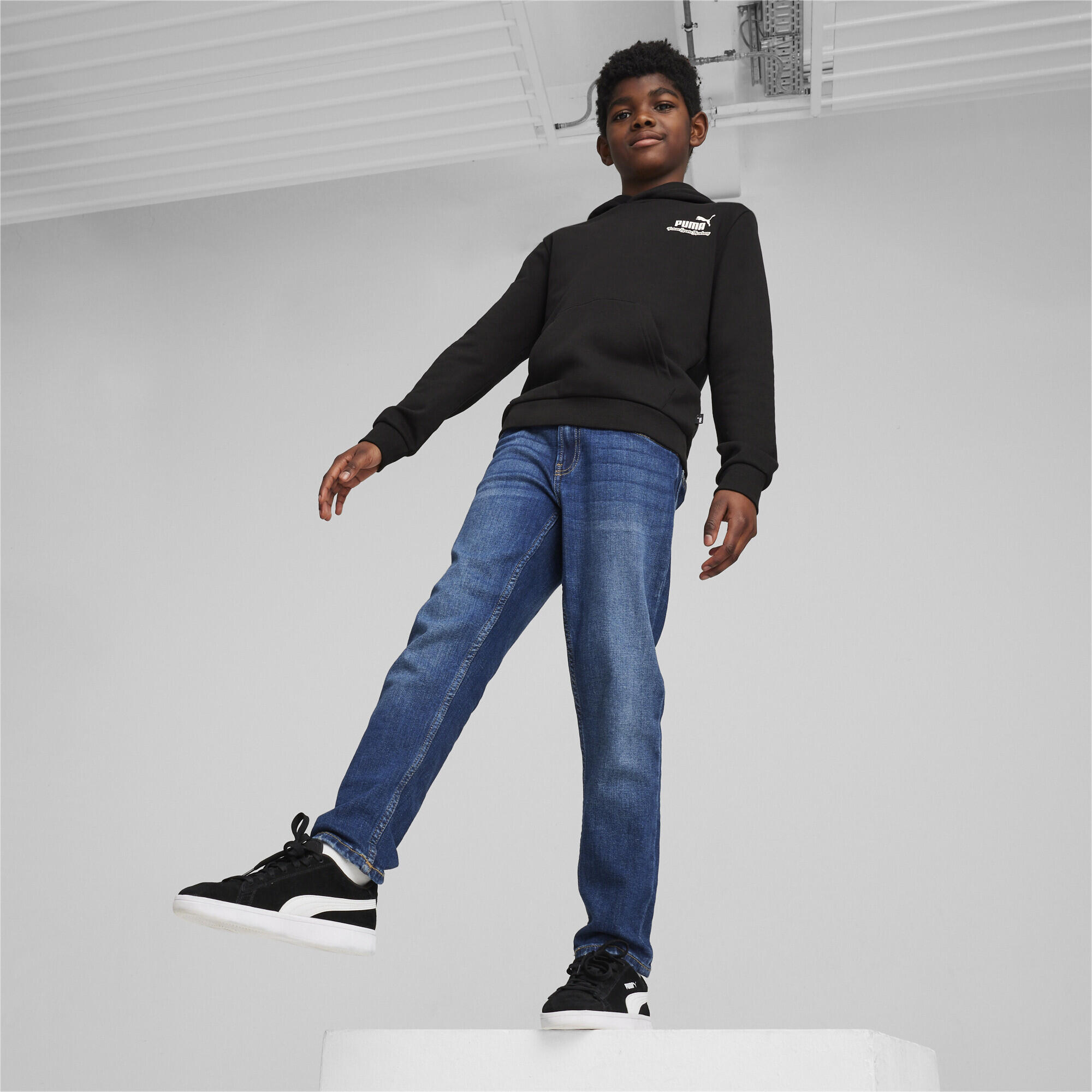 Młodzieżowa bluza z kapturem ESS+ MID 90s PUMA Black 4/5