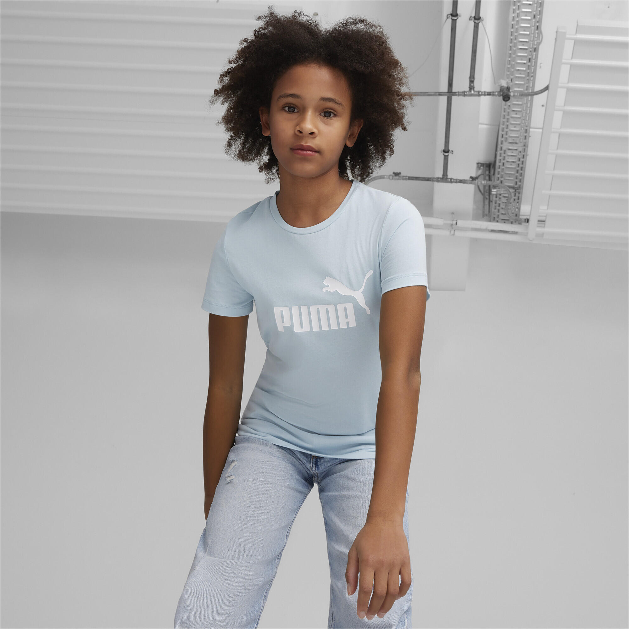 Camiseta Essentials Logo Niño PUMA Turquoise Surf Blue 2/5