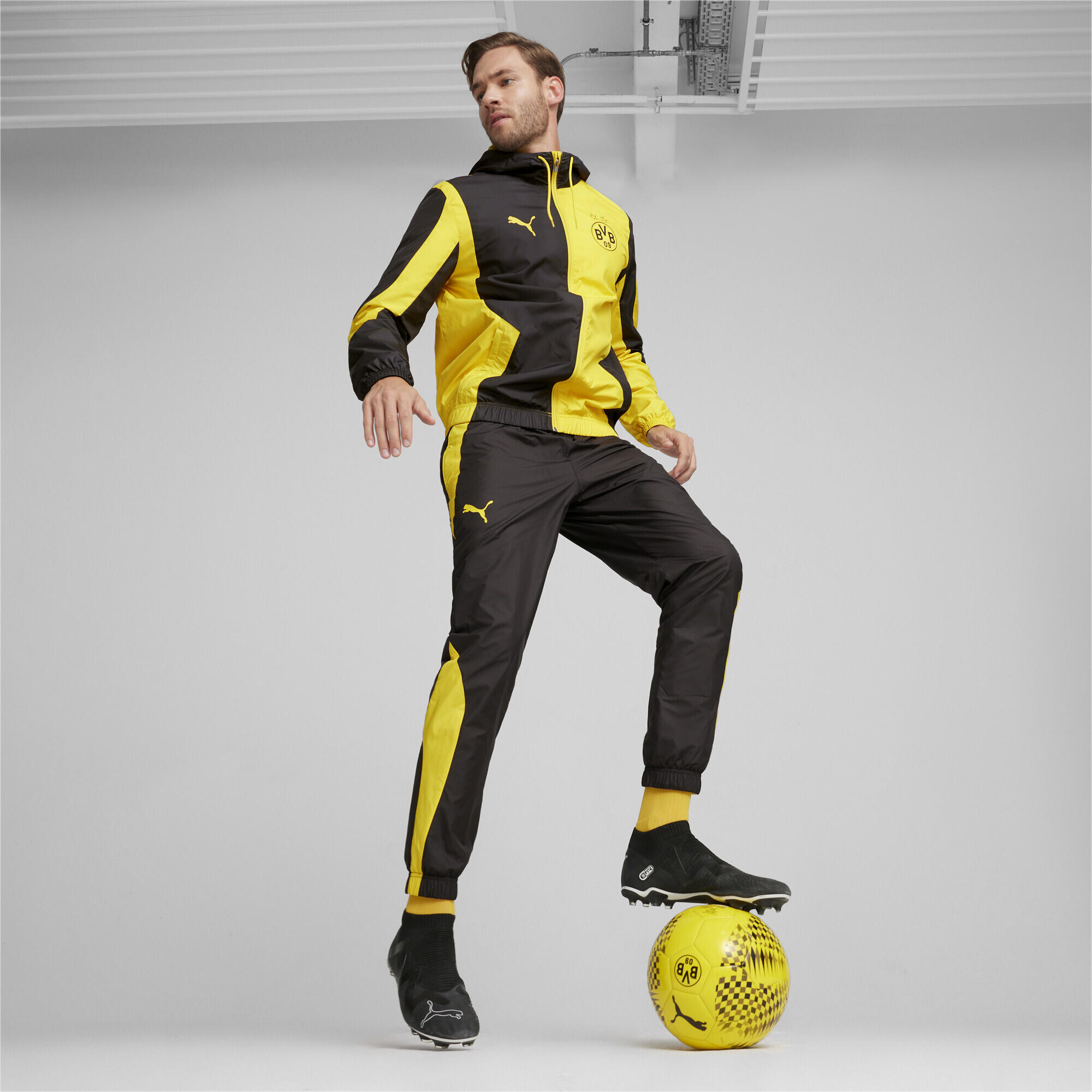 Chaqueta prepartido Borussia Dortmund PUMA Cyber Yellow Black 5/5