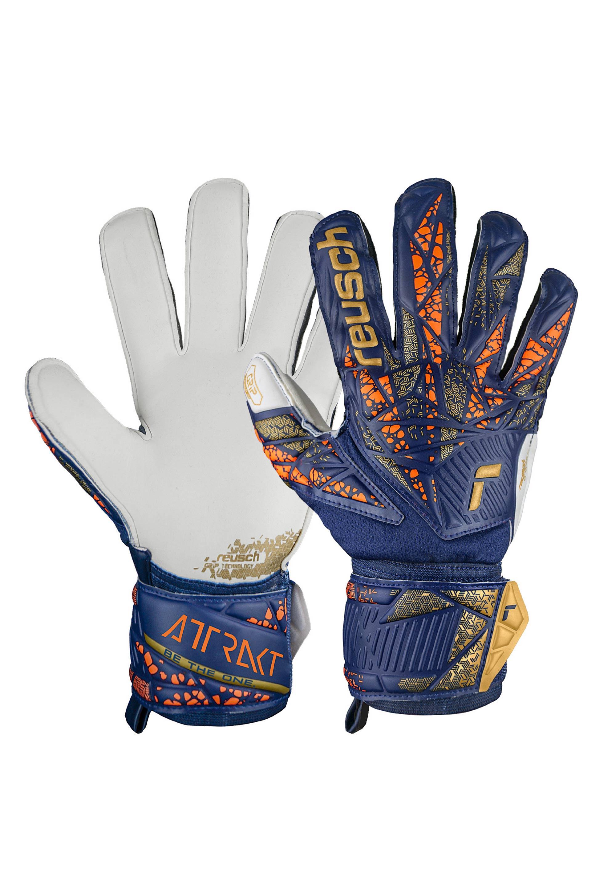 REUSCH Reusch Attrakt Grip Goalkeeper Gloves