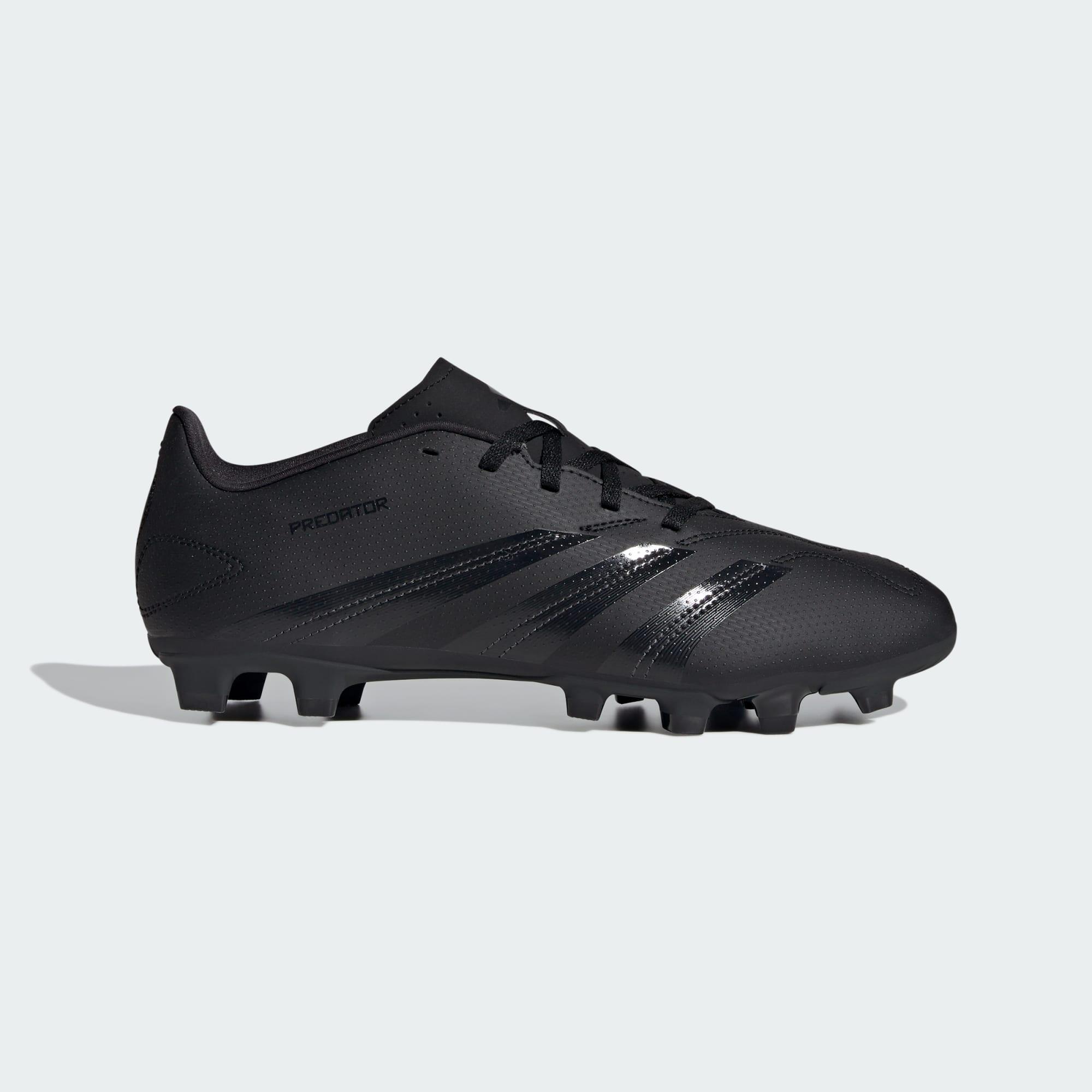 Predator Club multi-surface soccer shoe