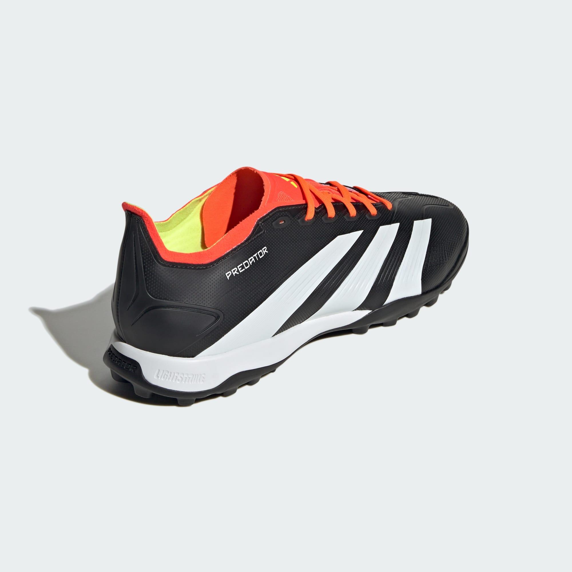 Predator 24 League Low Turf shoe