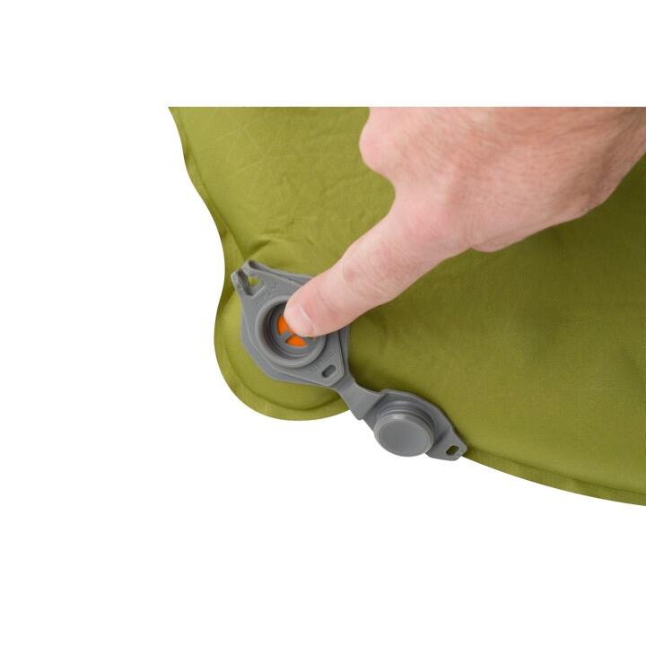Sea to Summit's Camp Self-Inflating Sleeping Mat Regular