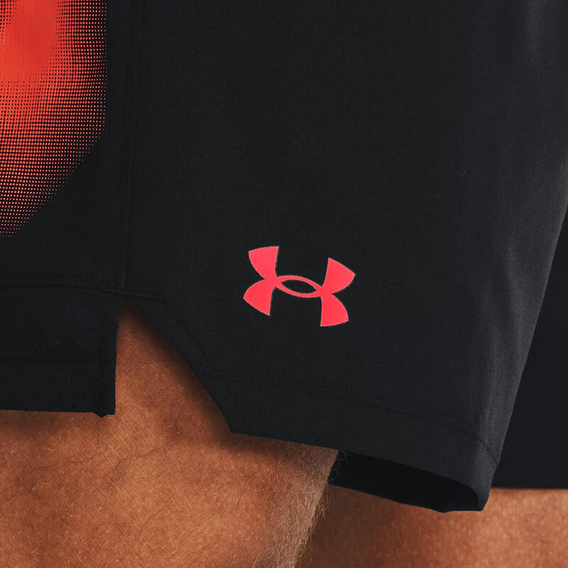 Pantaloncini da allenamento da uomo Under Armour Vanish Woven 6".