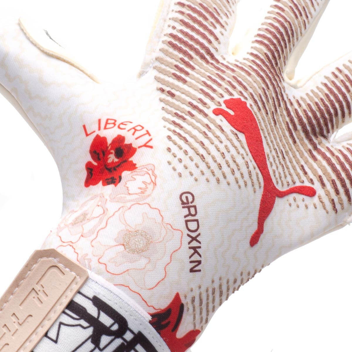 PUMA x LIBERTY ULTRA Grip 1 Hybrid Goalkeeper Gloves | Decathlon