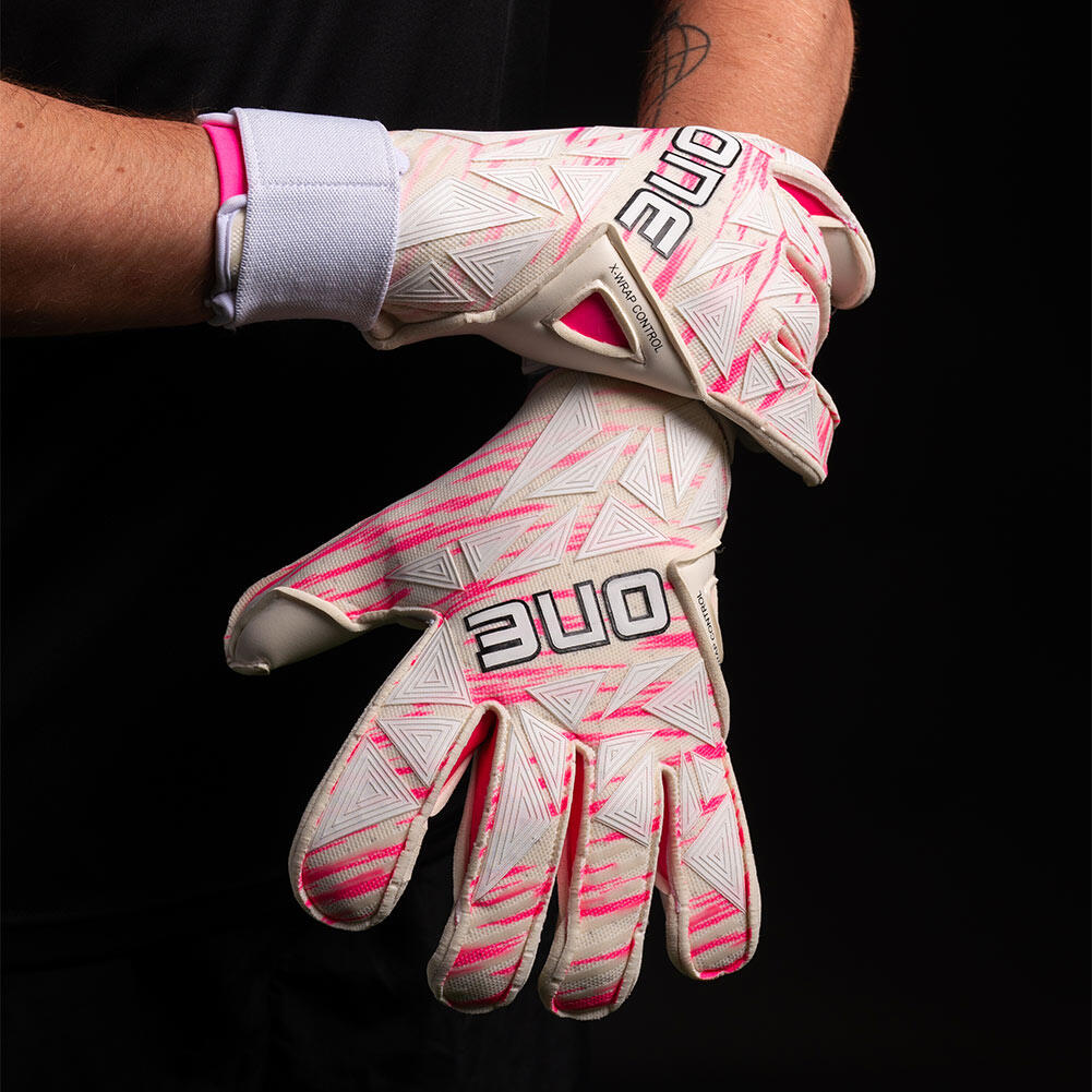 ONE GEO 3.0 Amped Junior Goalkeeper Gloves 2/4