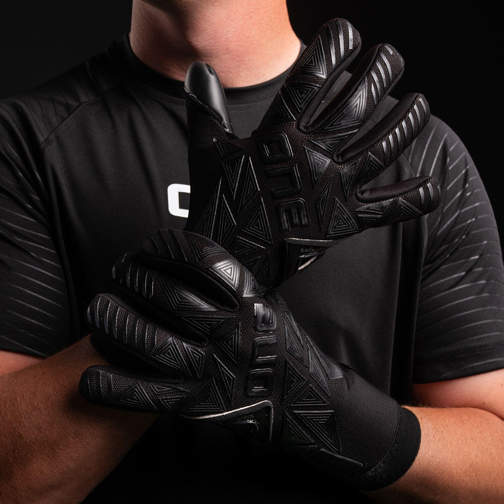 ONE GEO 3.0 Void Junior Goalkeeper Gloves 2/4