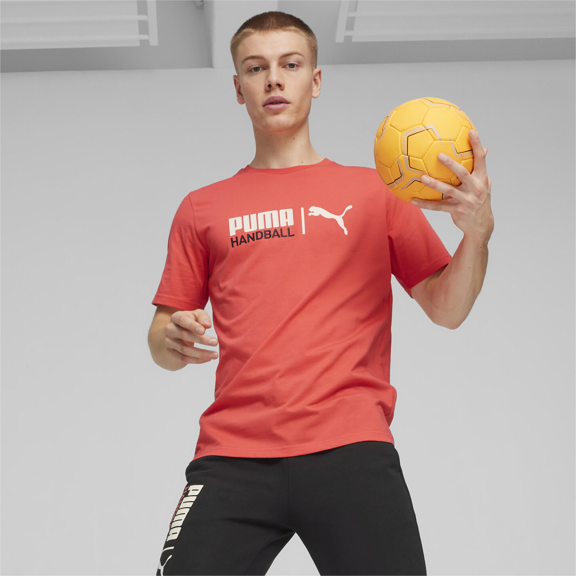 T-shirt per pallamano da uomo PUMA Active Red Sugared Almond Beige 2/6