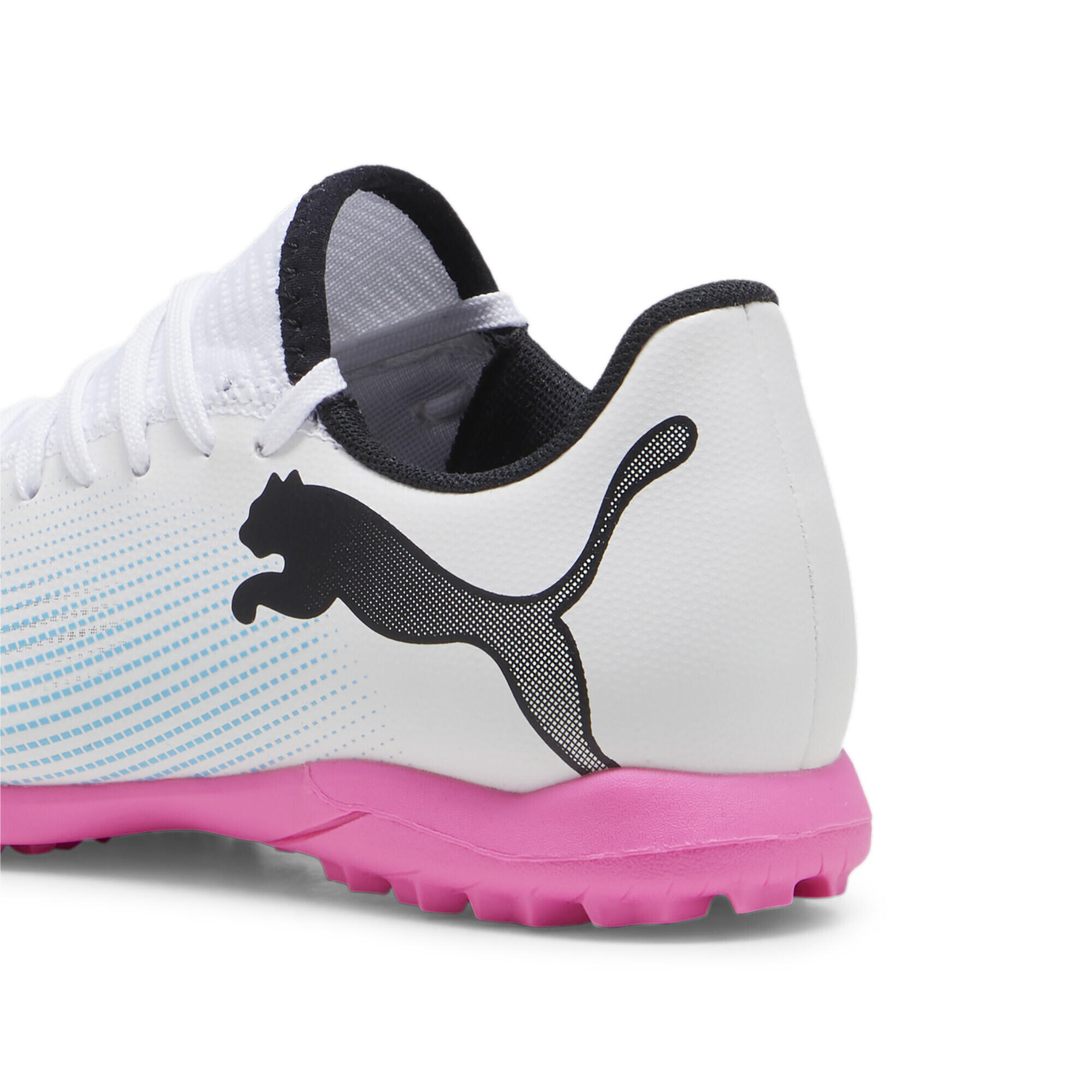 Młodzieżowe buty piłkarskie FUTURE 7 PLAY TT PUMA White Black Poison Pink 2/6