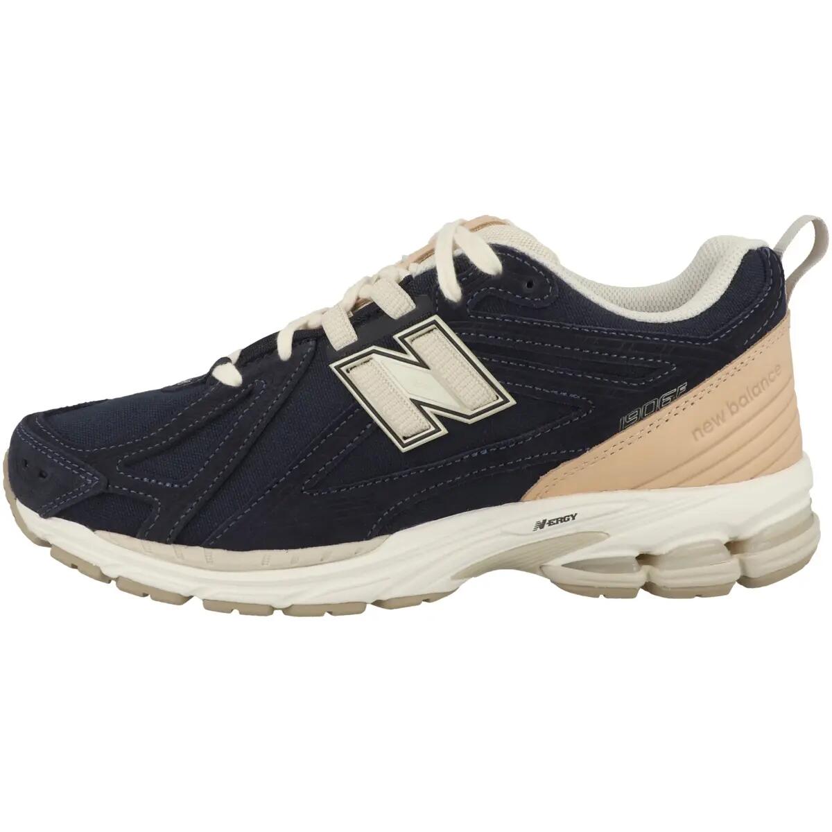 NEW BALANCE picture