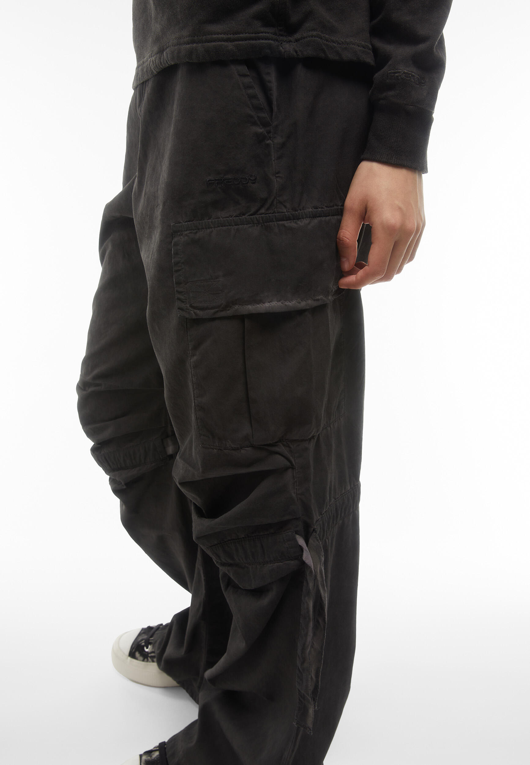 Pantalon cargo pour femmes en popeline à effet usé 5/7