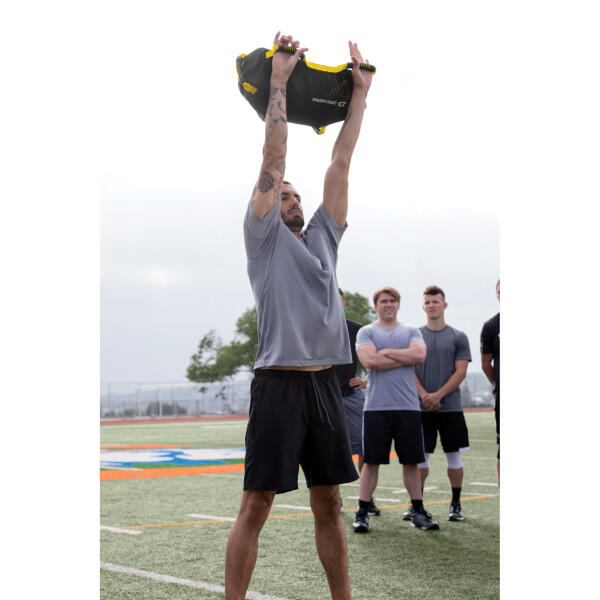 Super Sandbag: fortalece todo el cuerpo mediante ejercicios variados