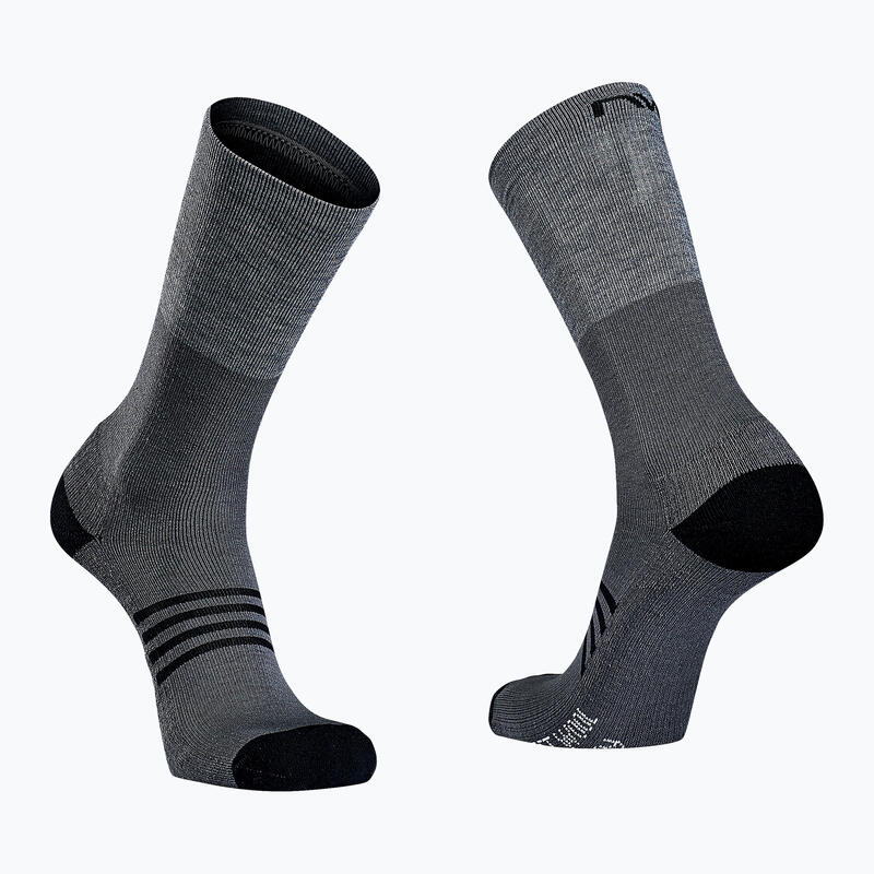 Skarpety rowerowe NORTHWAVE EXTREME PRO HIGH SOCK czarne