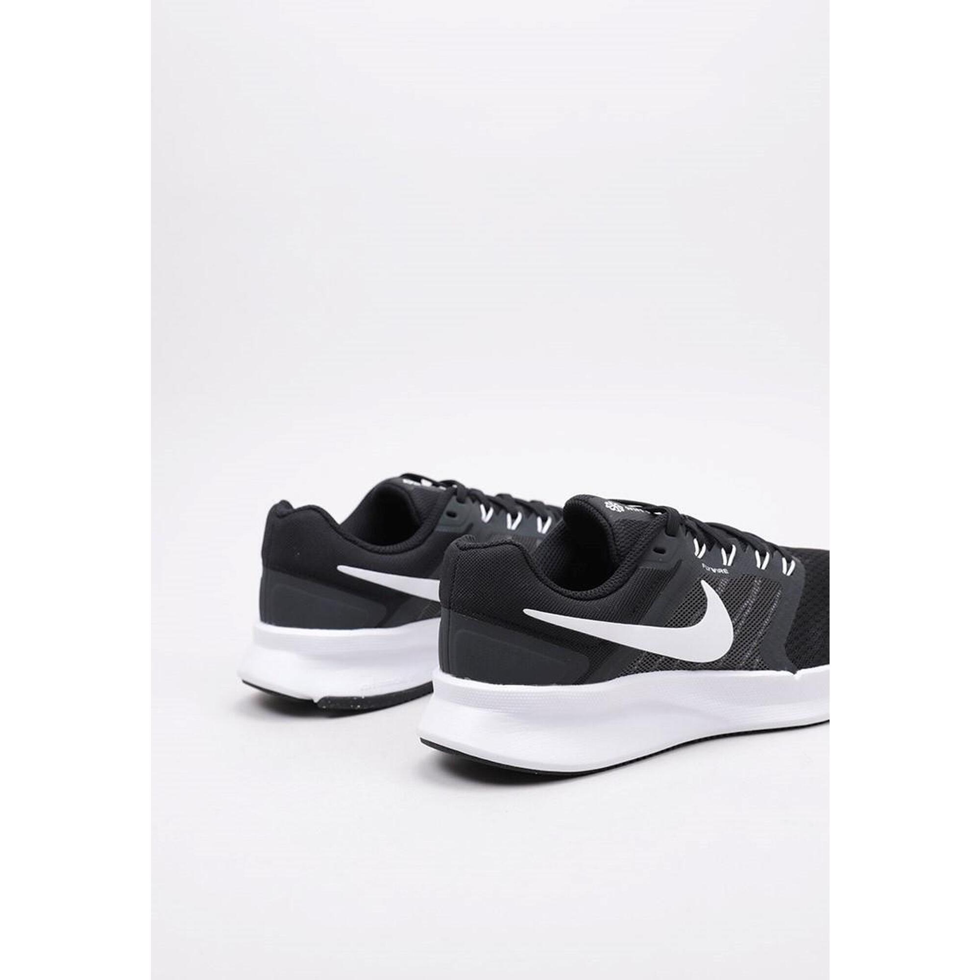 Zapatillas deportivas Mujer NIKE RUN SWIFT Negro Decathlon